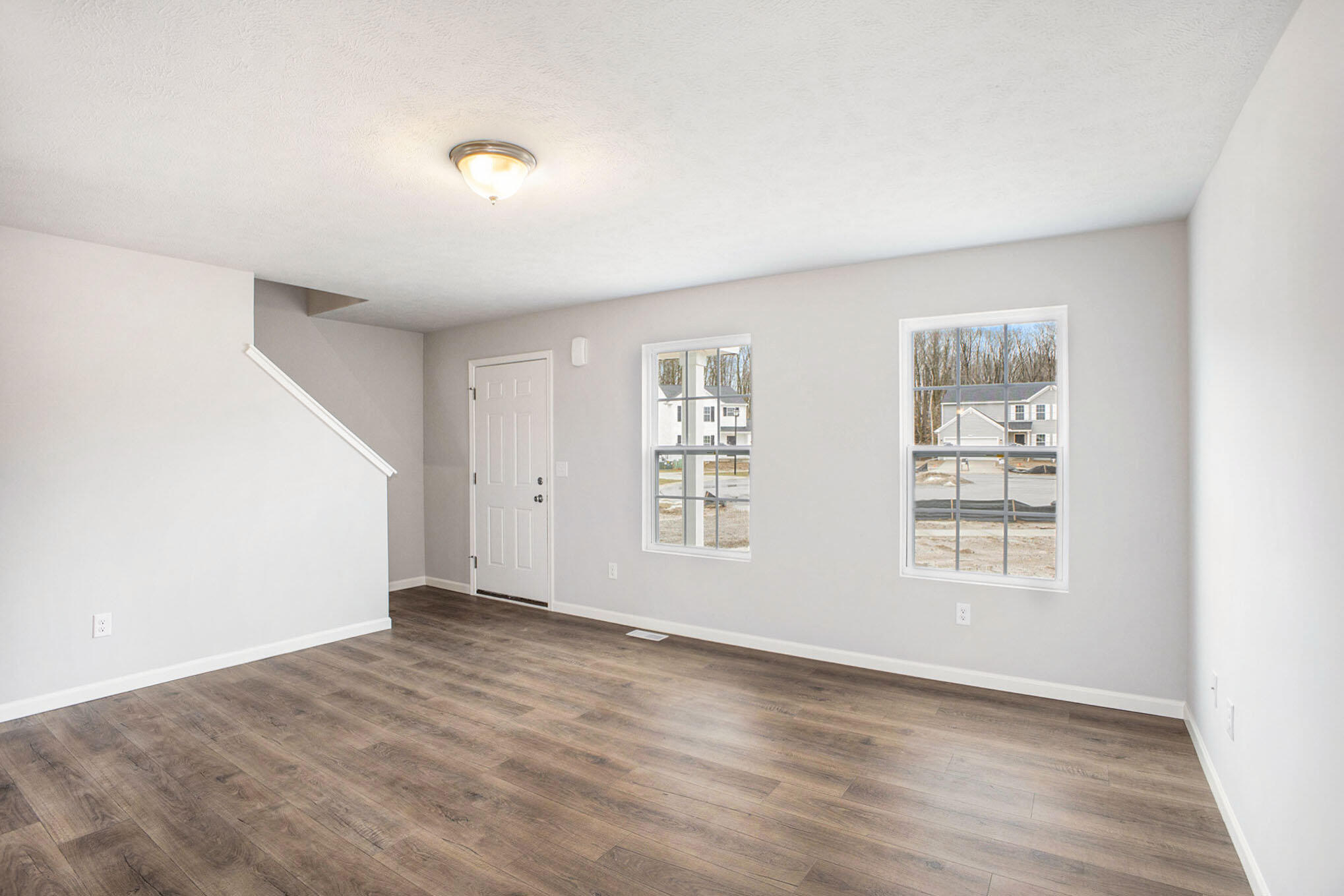 16314 Mitchell Creek Trail Property Photo 6
