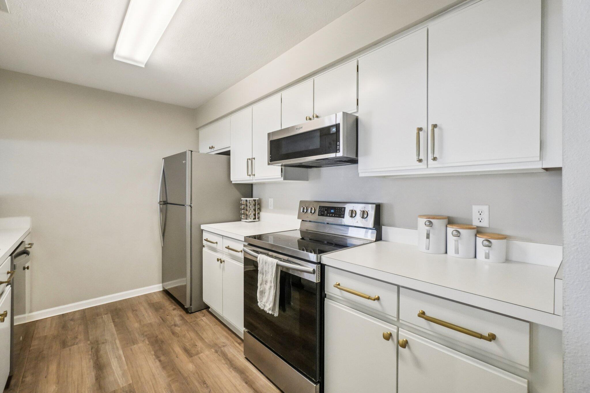 1764 Weatherstone Drive Property Photo 4