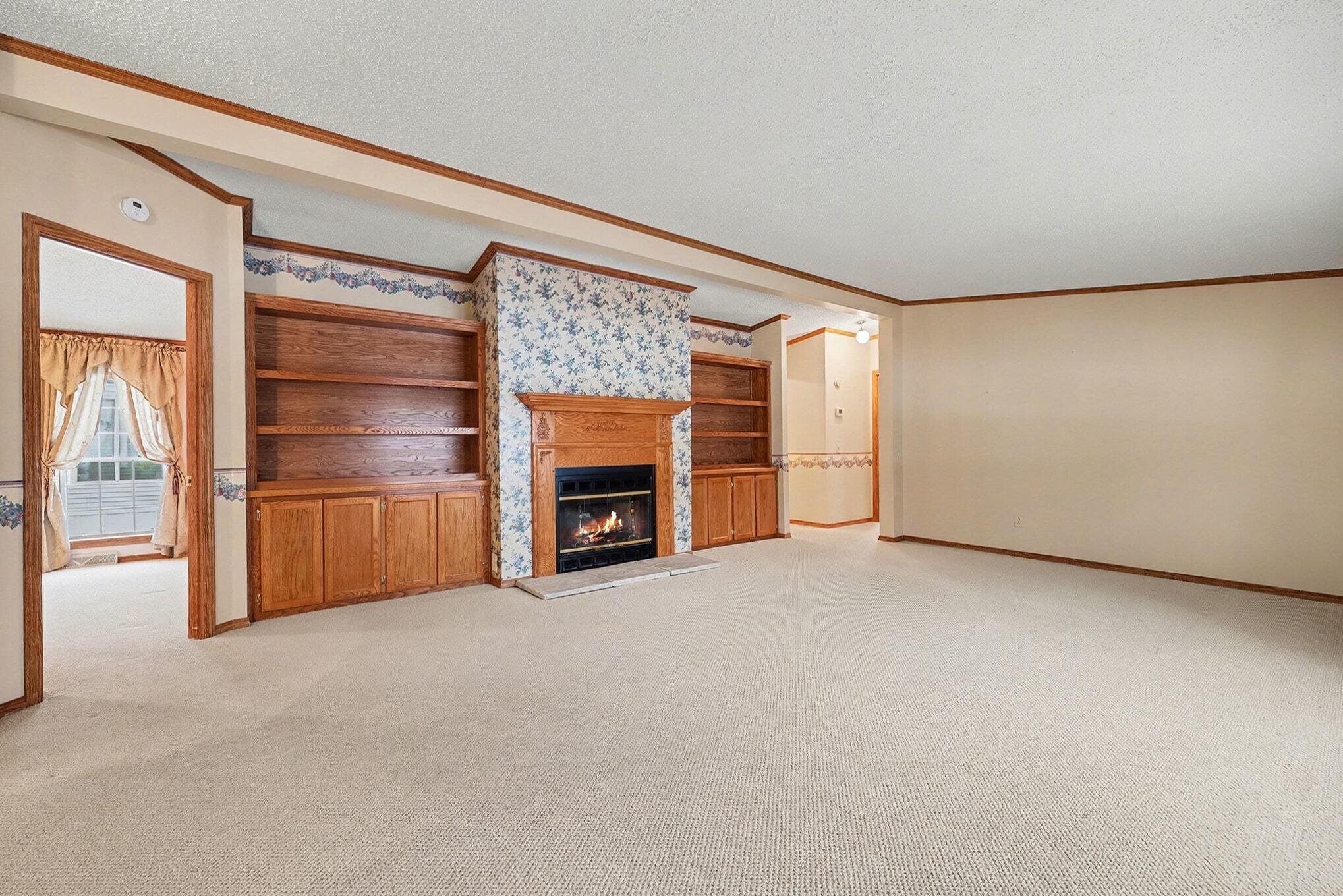 1330 Windridge Lane Property Photo 7