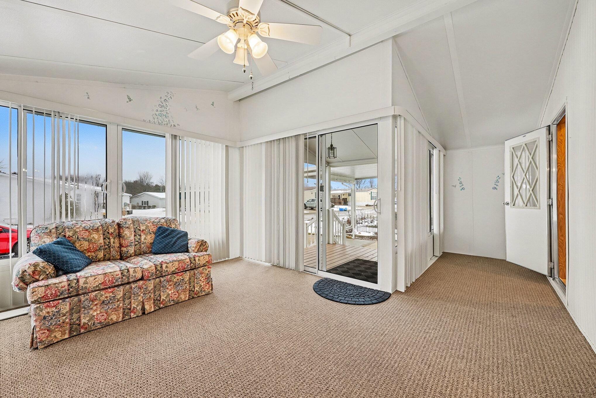1330 Windridge Lane Property Photo 10