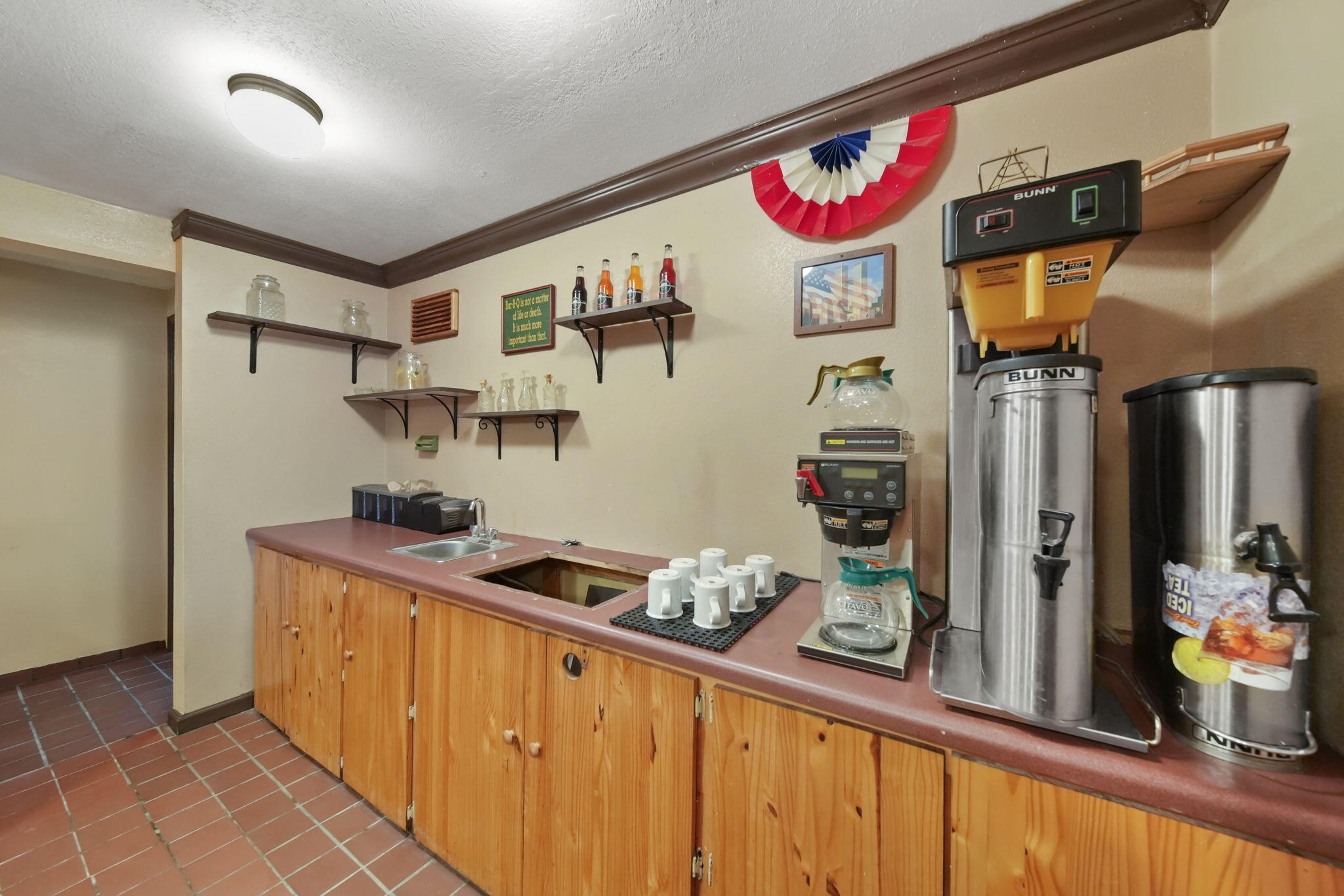 107 E Jackson Road Property Photo 8