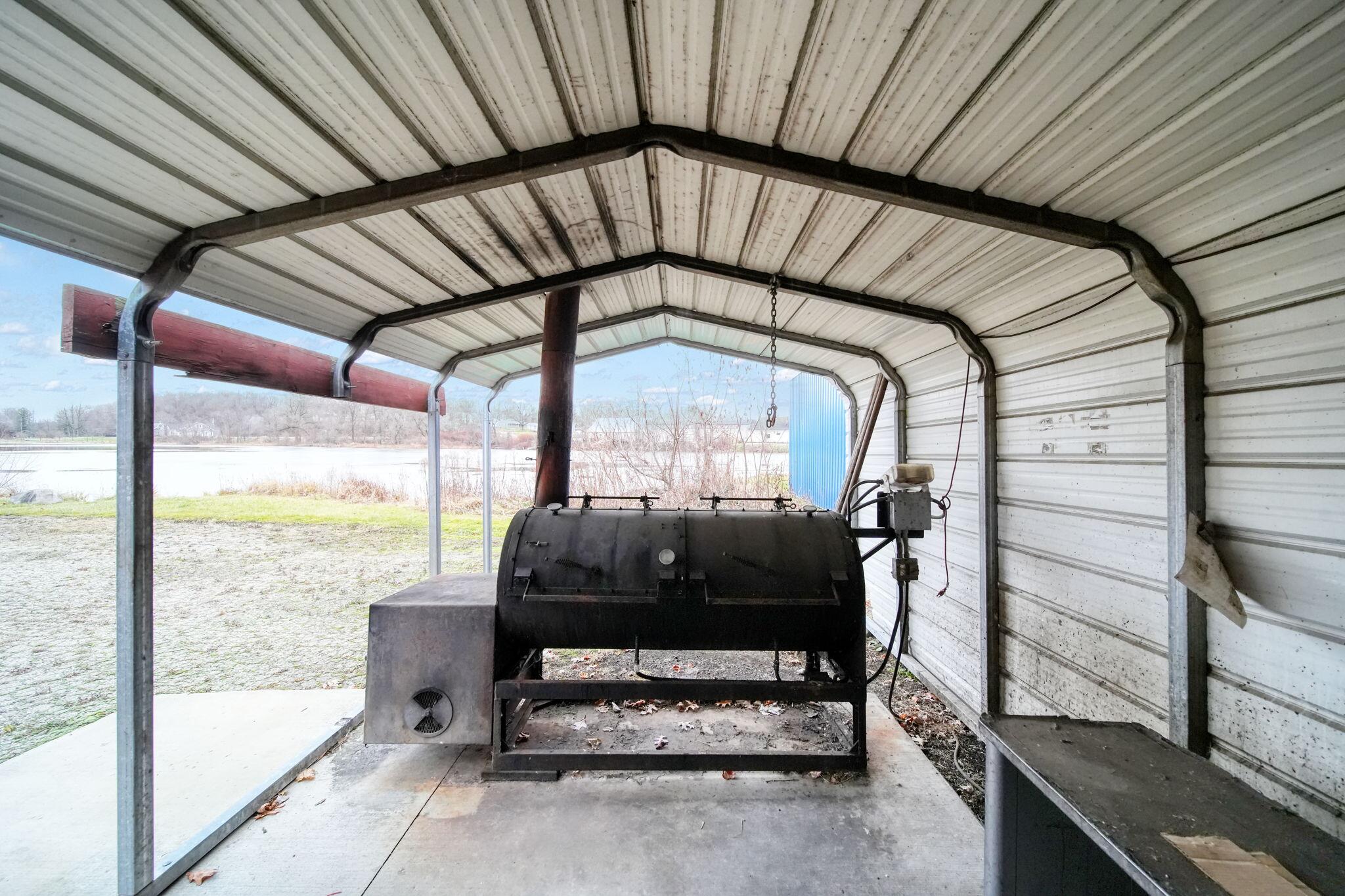 107 E Jackson Road Property Photo 36