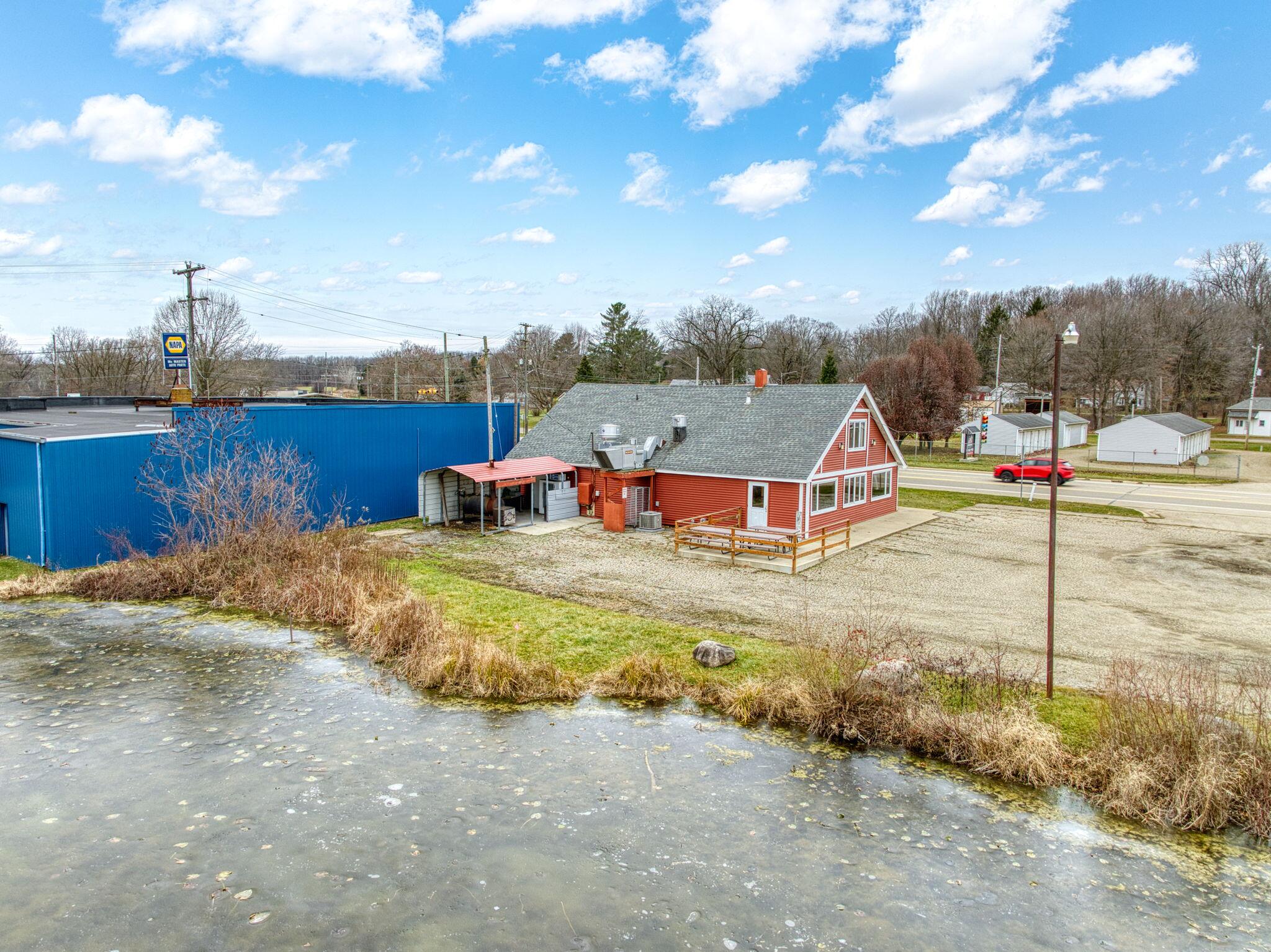 107 E Jackson Road Property Photo 41