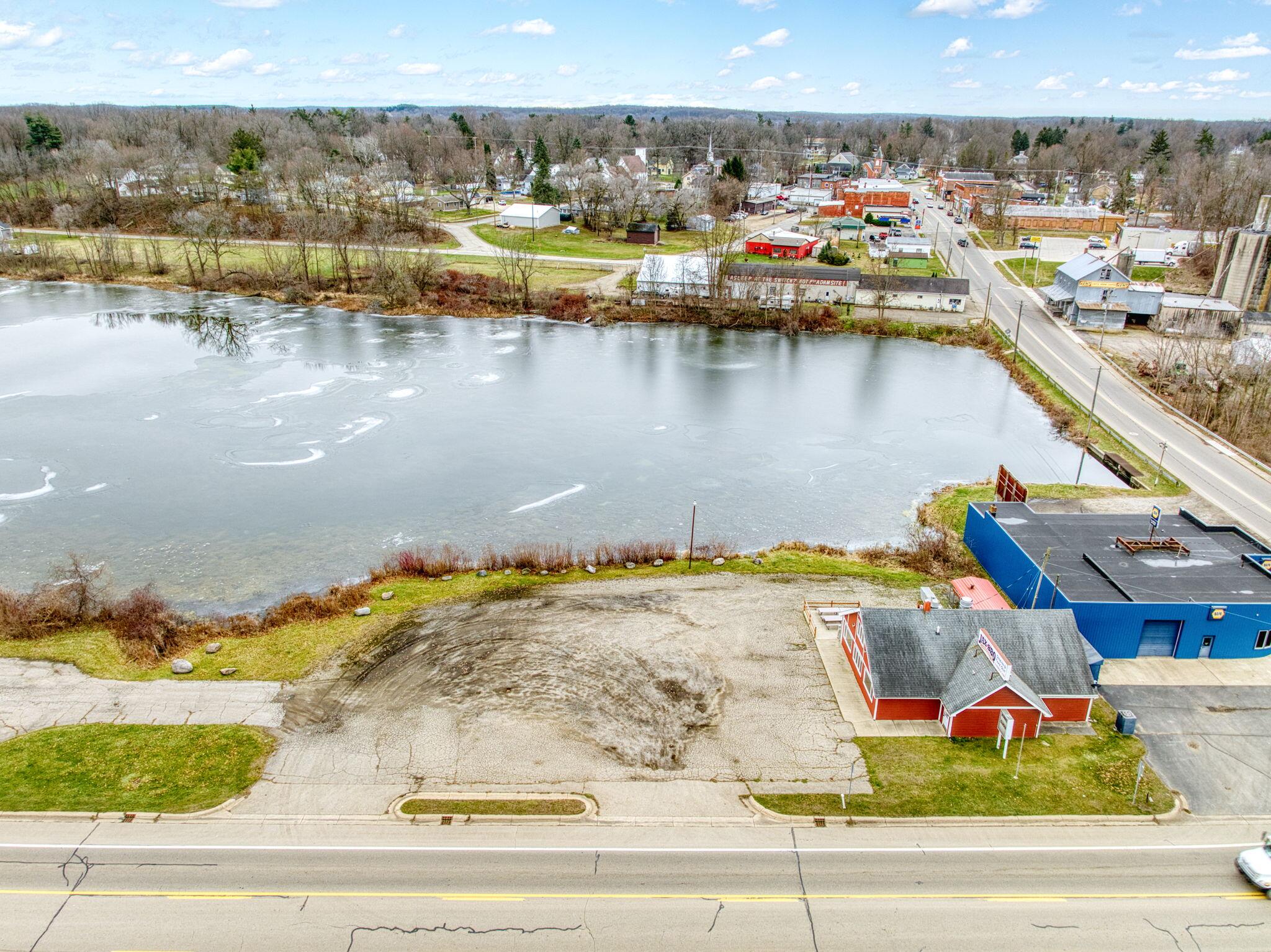 107 E Jackson Road Property Photo 47