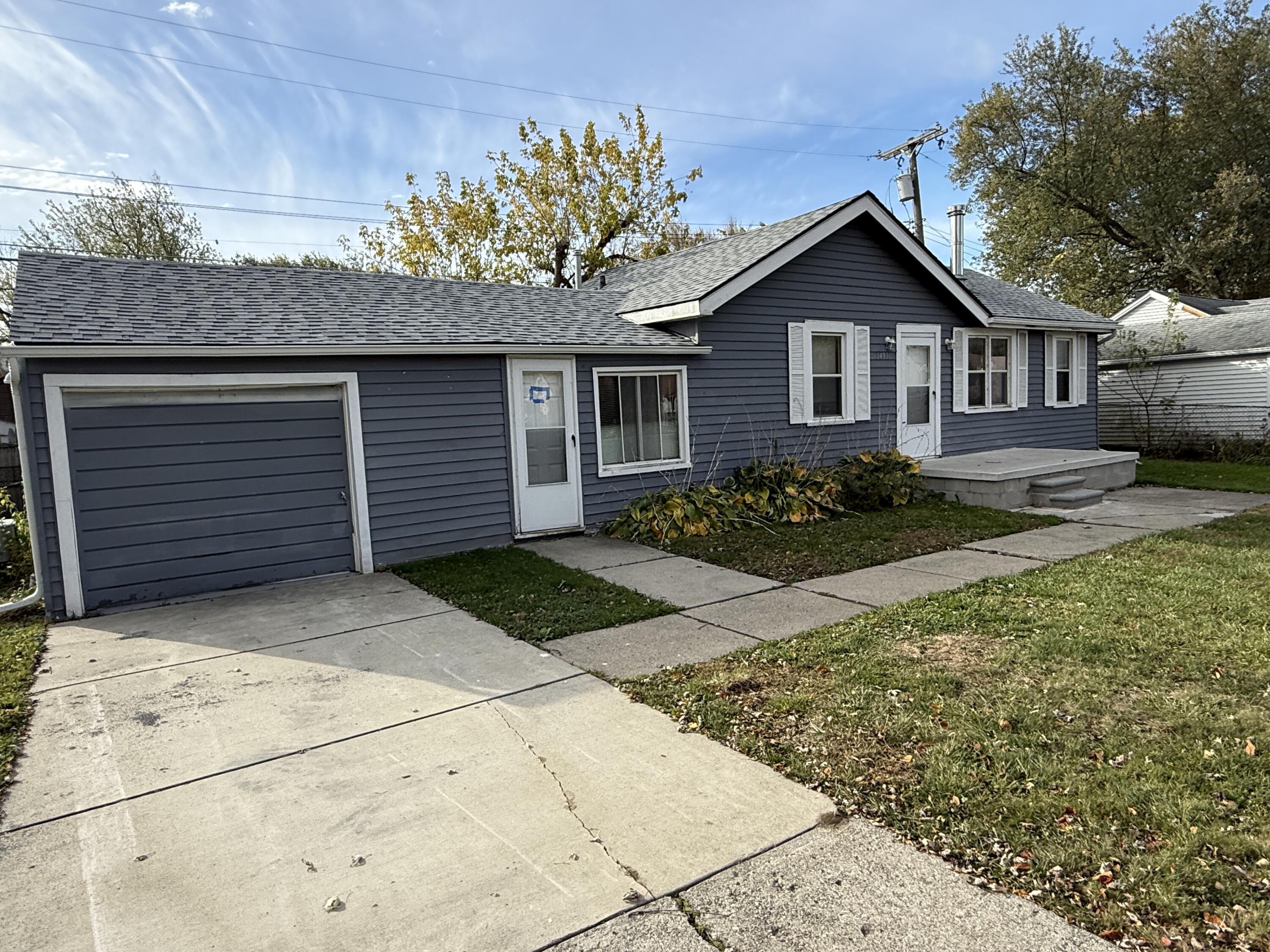 14936 Alberta Avenue Property Photo 1