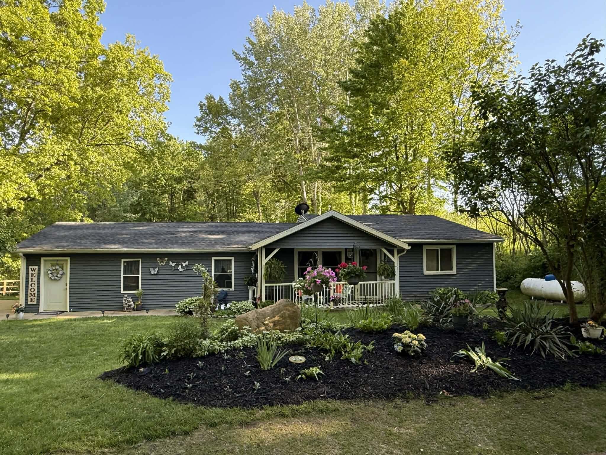 6670 Keyes Road Property Photo 1