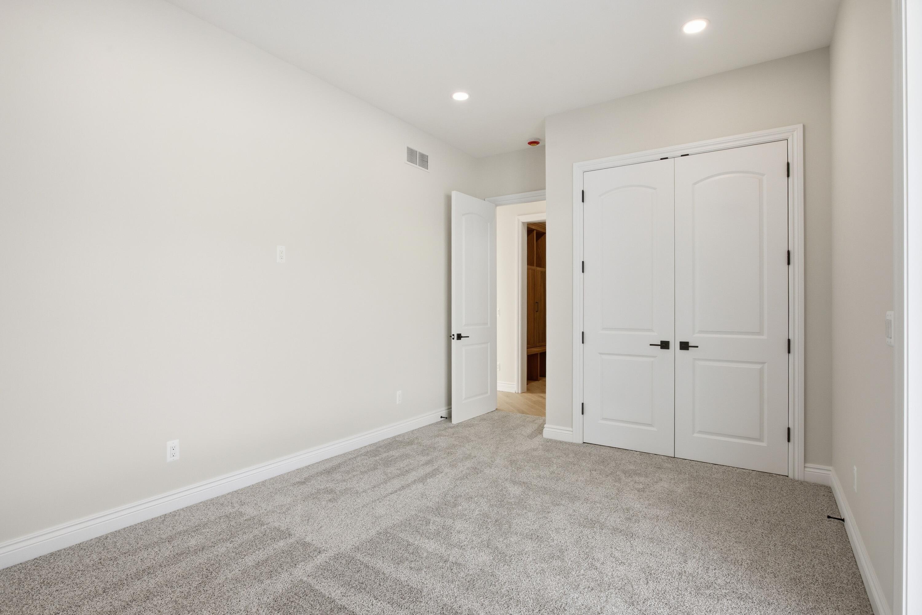 69166 Slating Lane Property Photo 46
