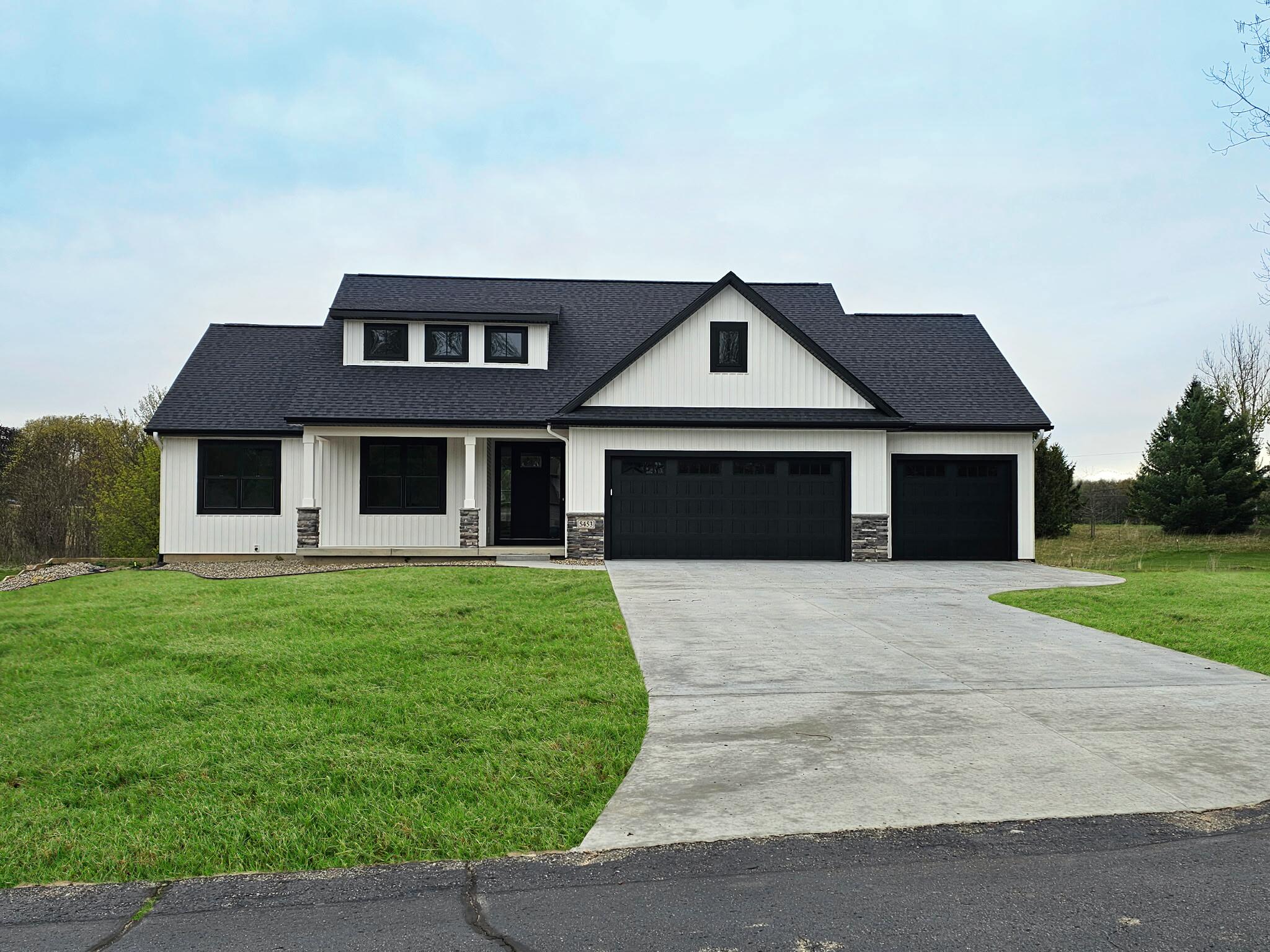 5453 Turkey Run Drive Property Photo 1