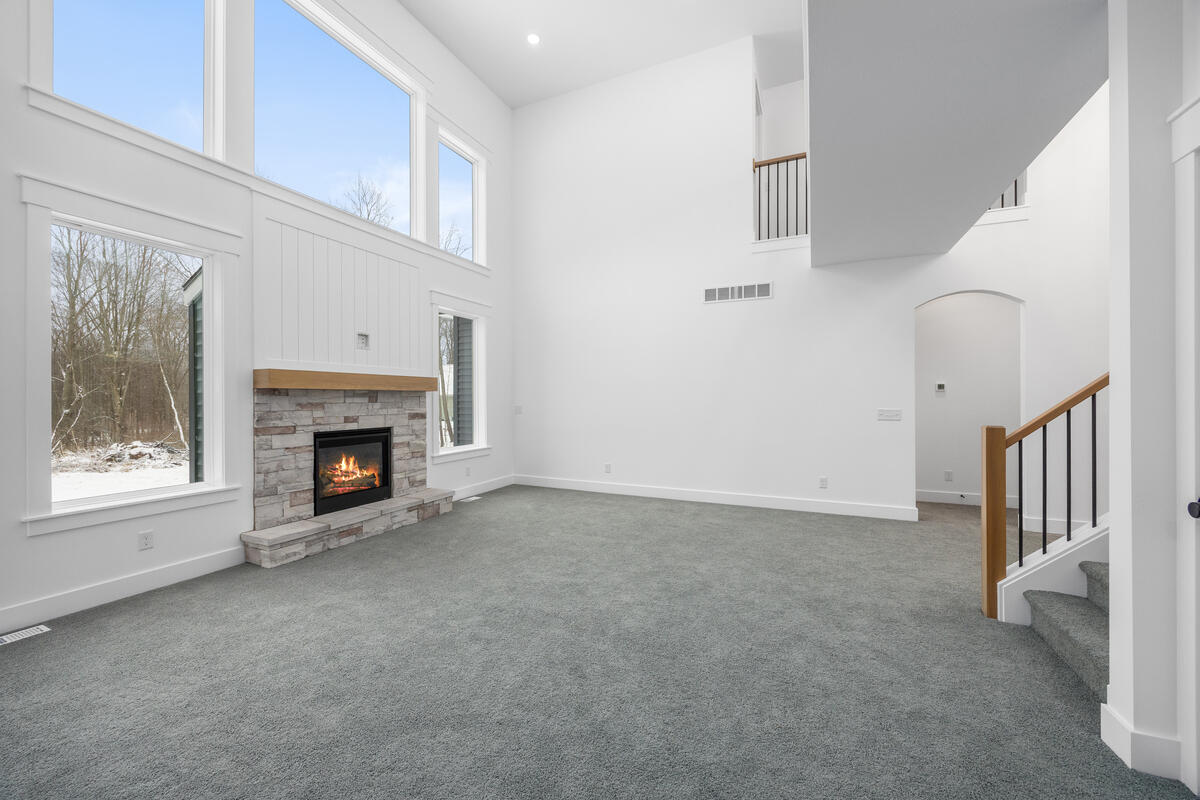 8774 Patterson Avenue Se Property Photo 13