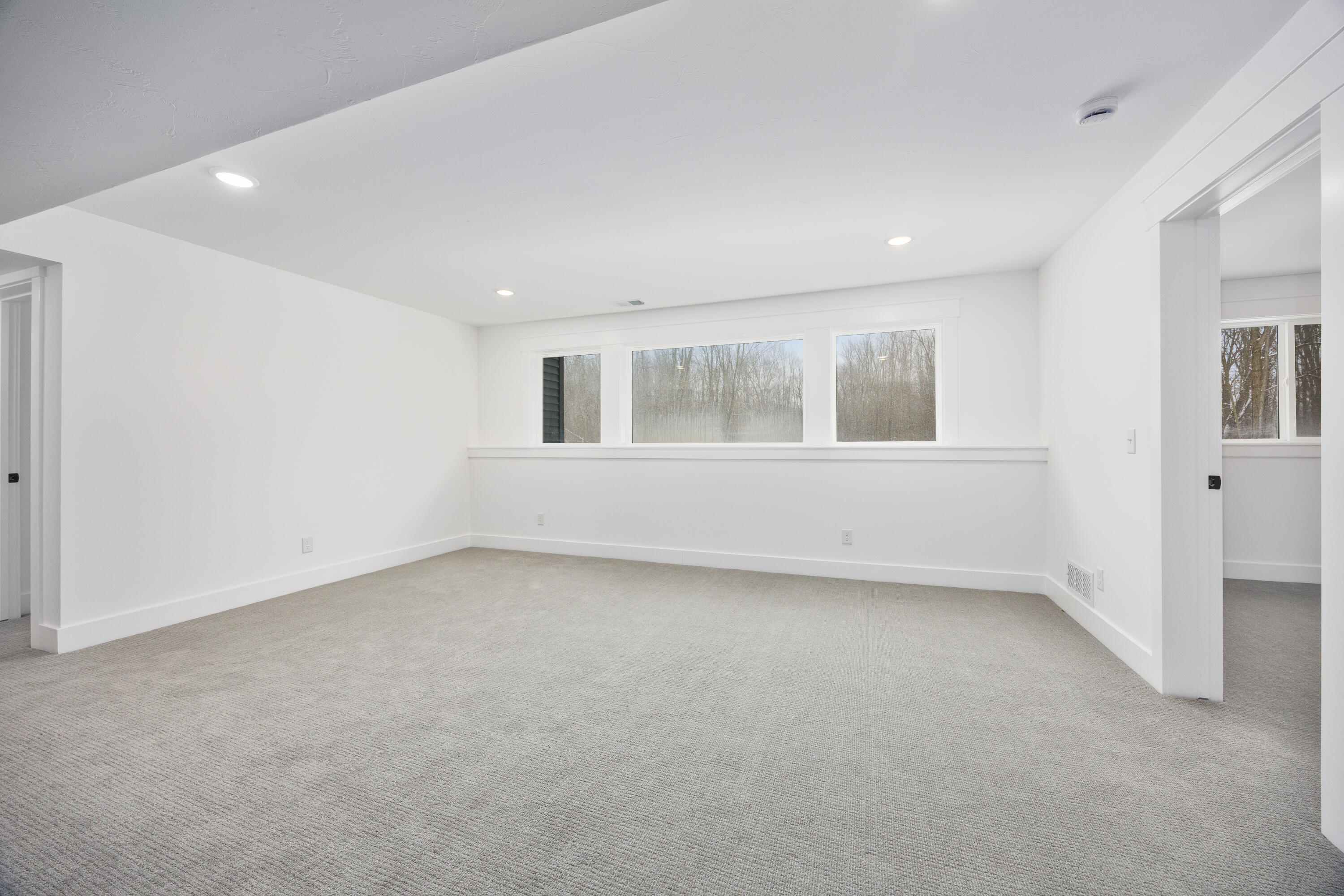 8774 Patterson Avenue Se Property Photo 59