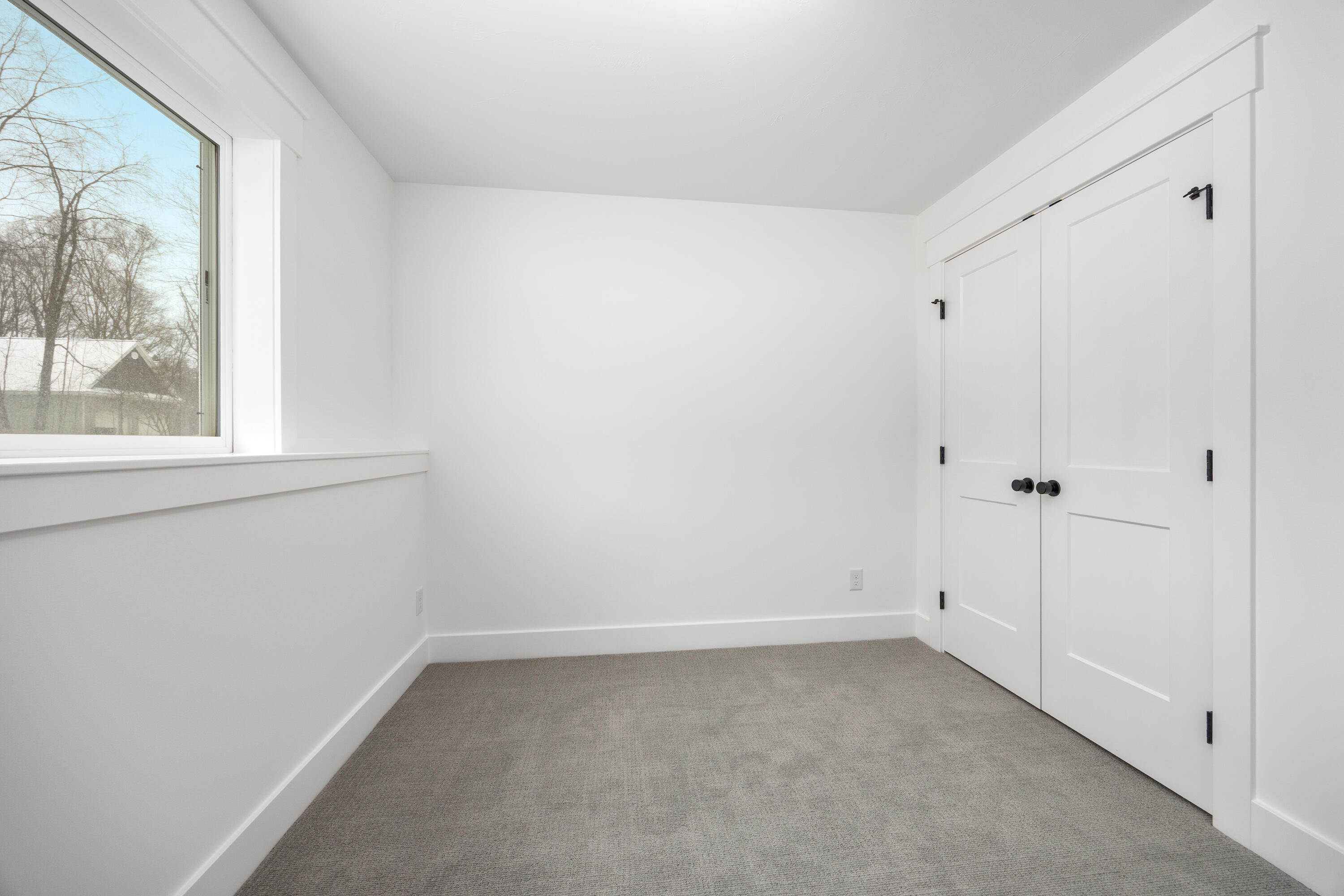 8774 Patterson Avenue Se Property Photo 62