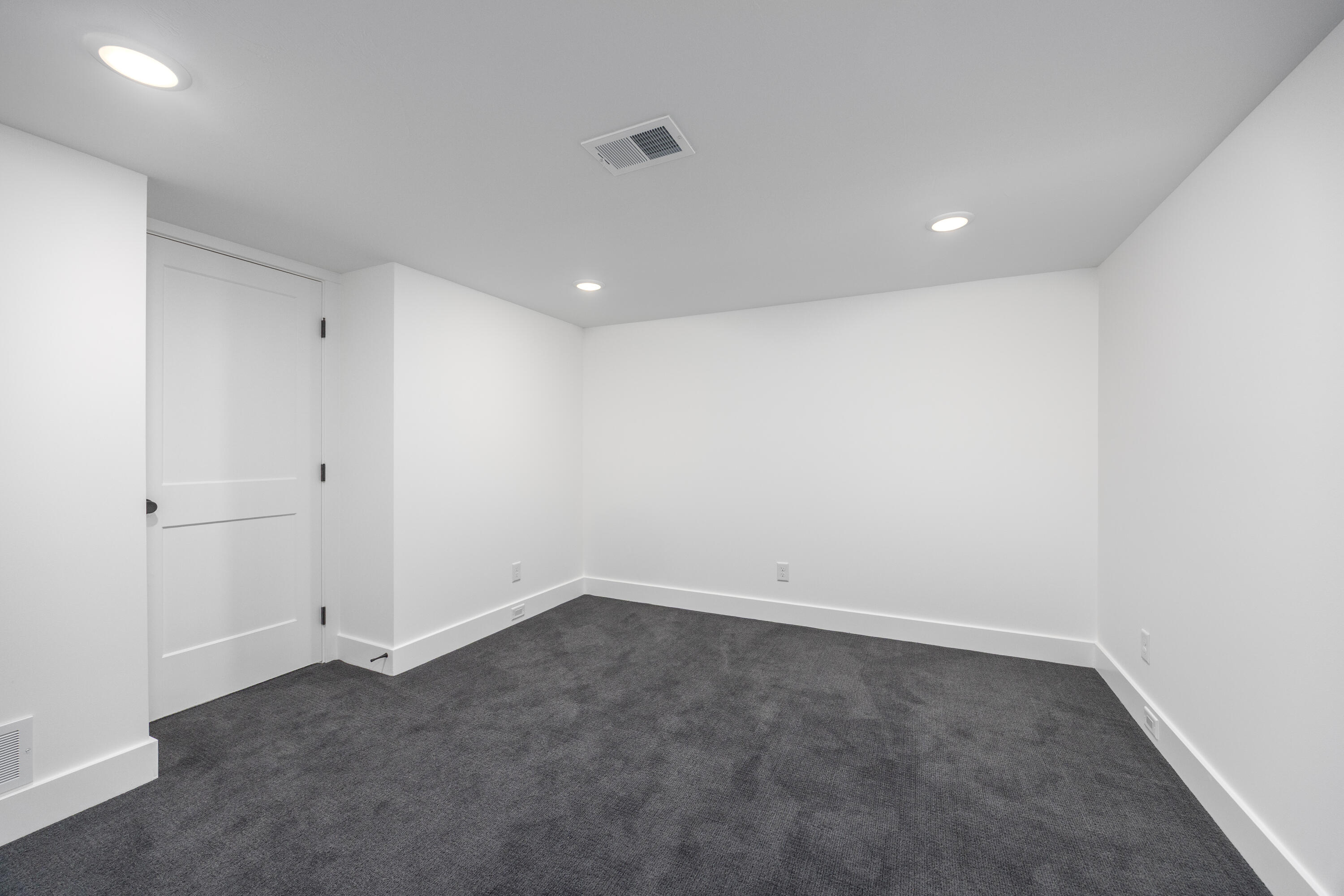 8774 Patterson Avenue Se Property Photo 72