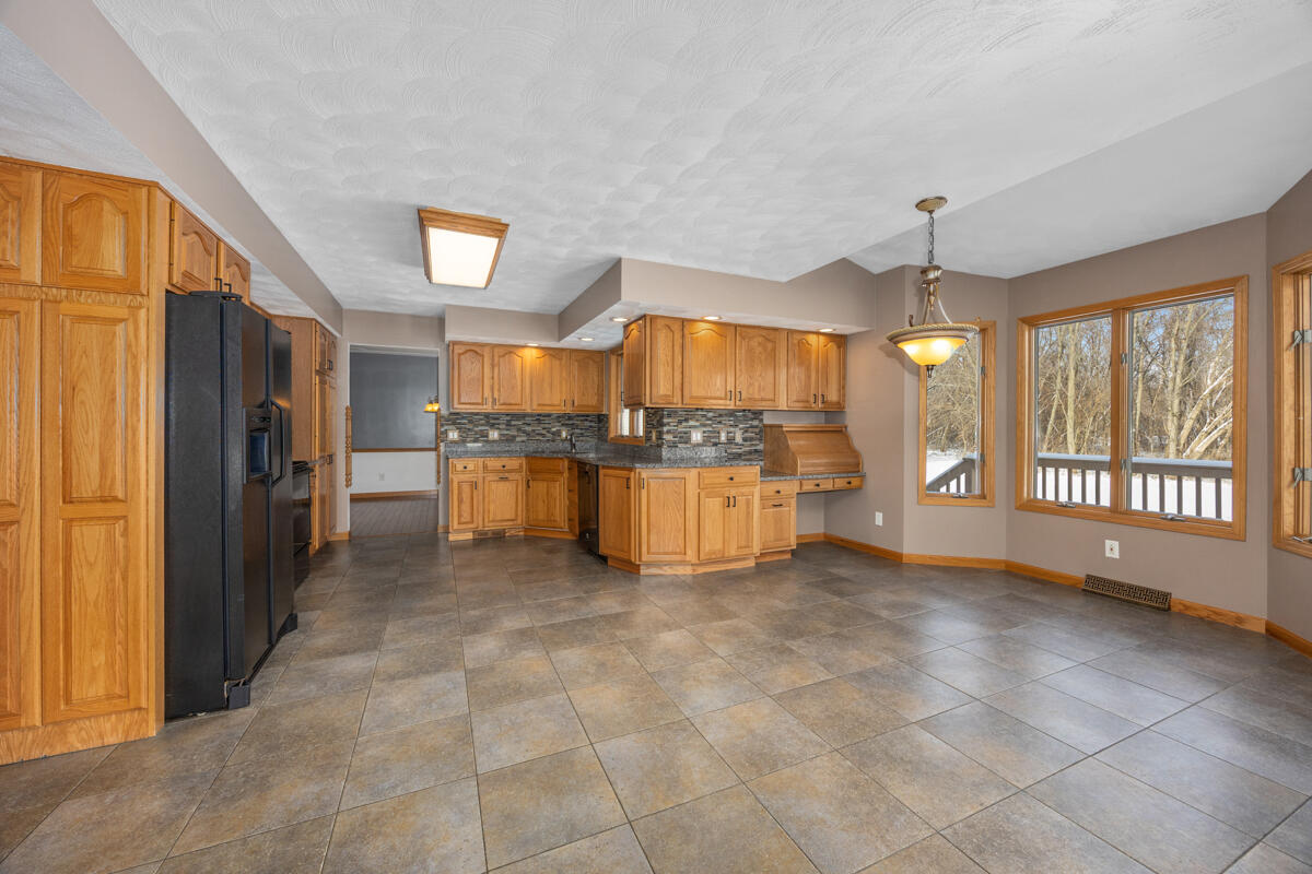 6185 Willow Run Drive Property Photo 15