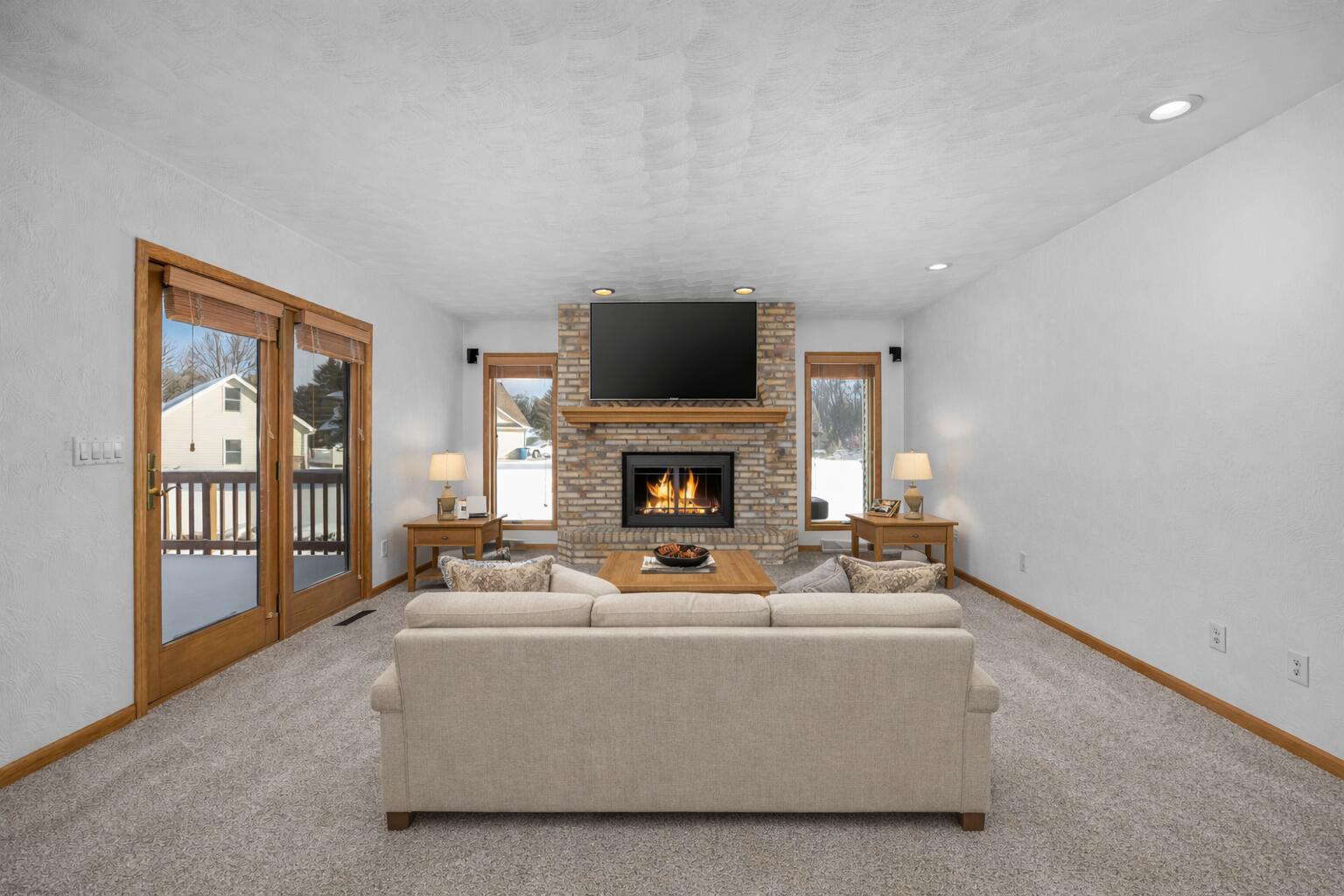 6185 Willow Run Drive Property Photo 16