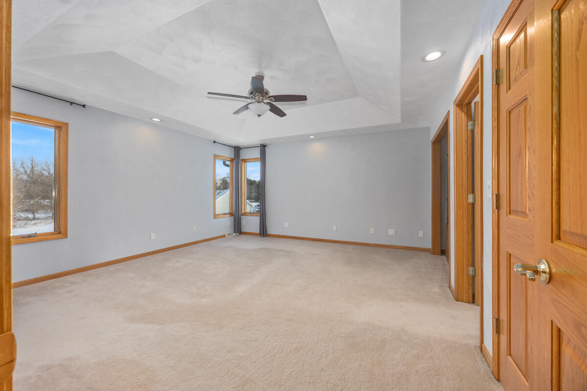 6185 Willow Run Drive Property Photo 23