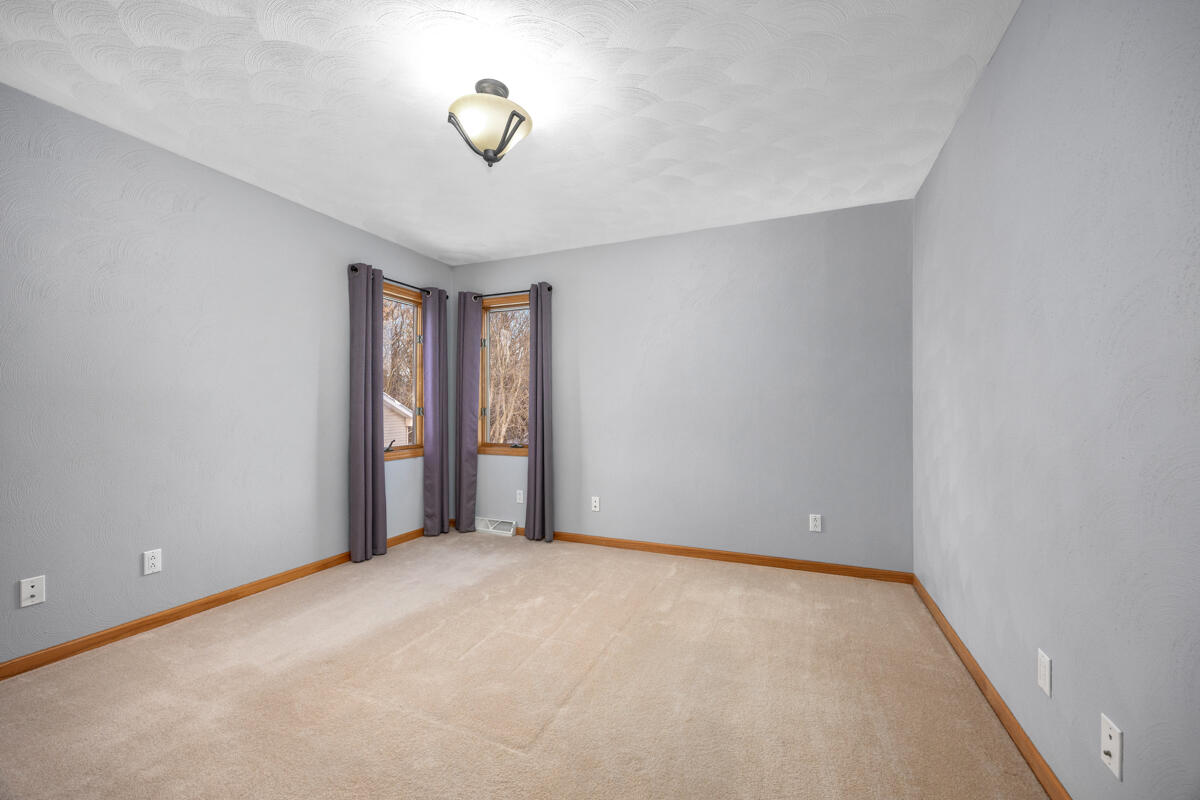 6185 Willow Run Drive Property Photo 34