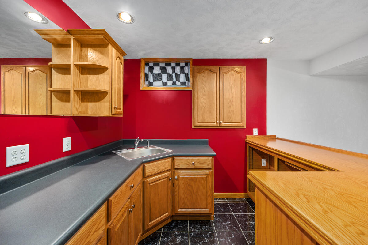 6185 Willow Run Drive Property Photo 39