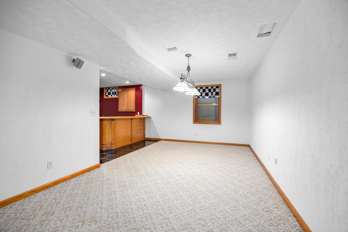 6185 Willow Run Drive Property Photo 41