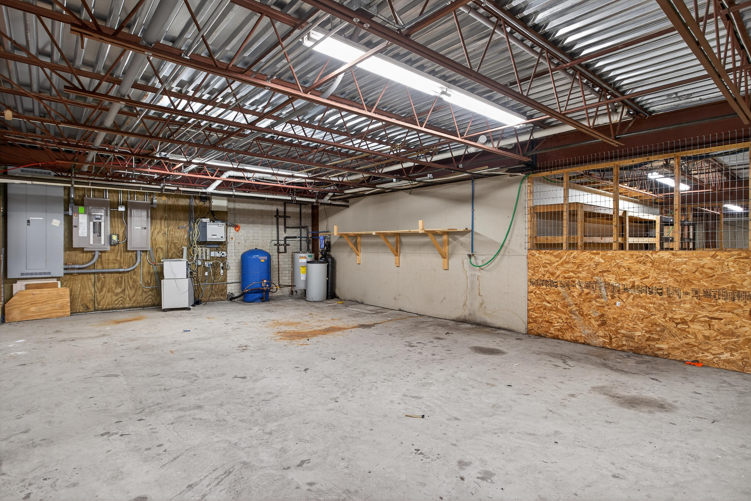 8080 Matthews Highway Property Photo 37