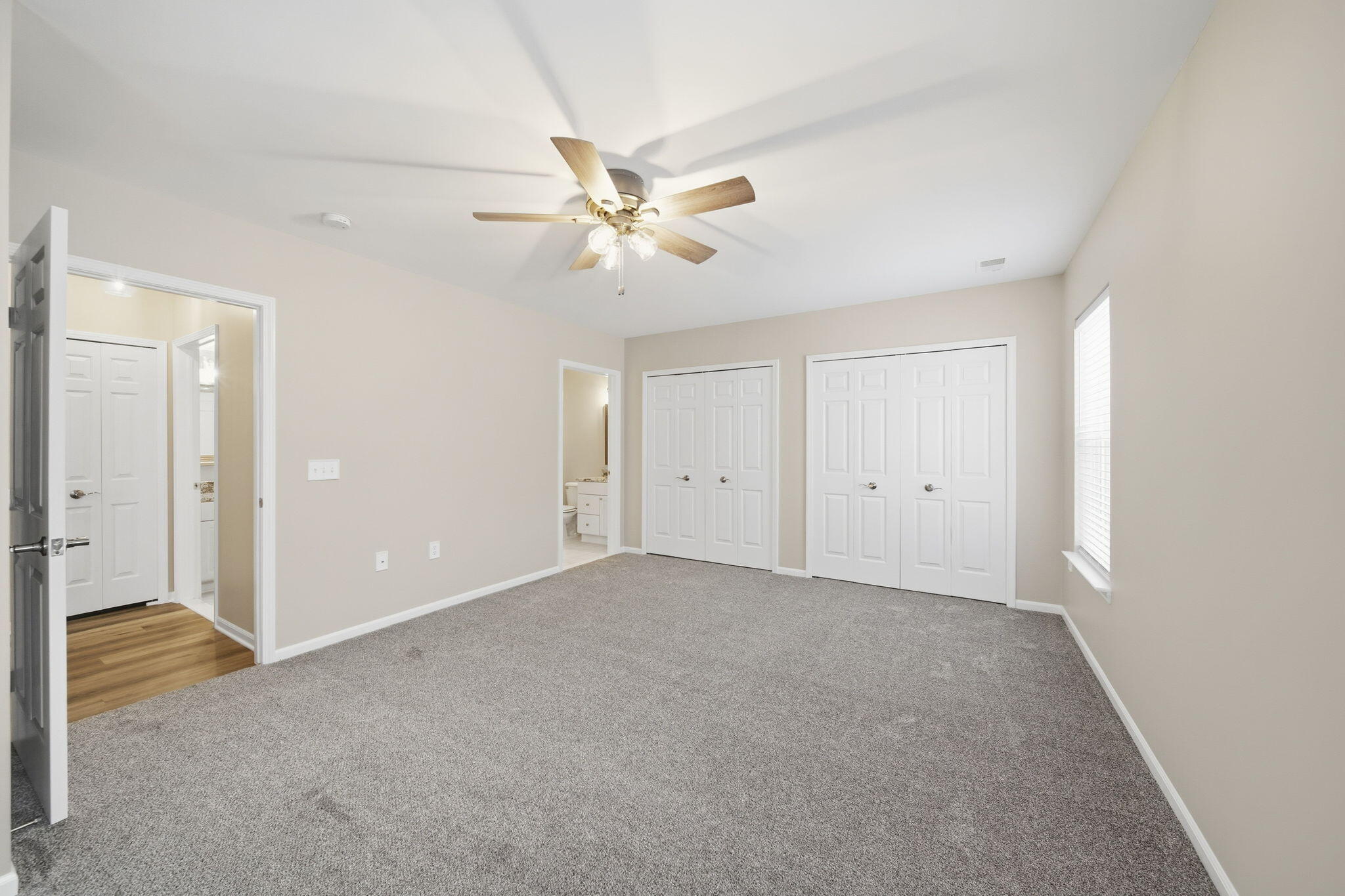 2738 S Knightsbridge Circle Property Photo 20