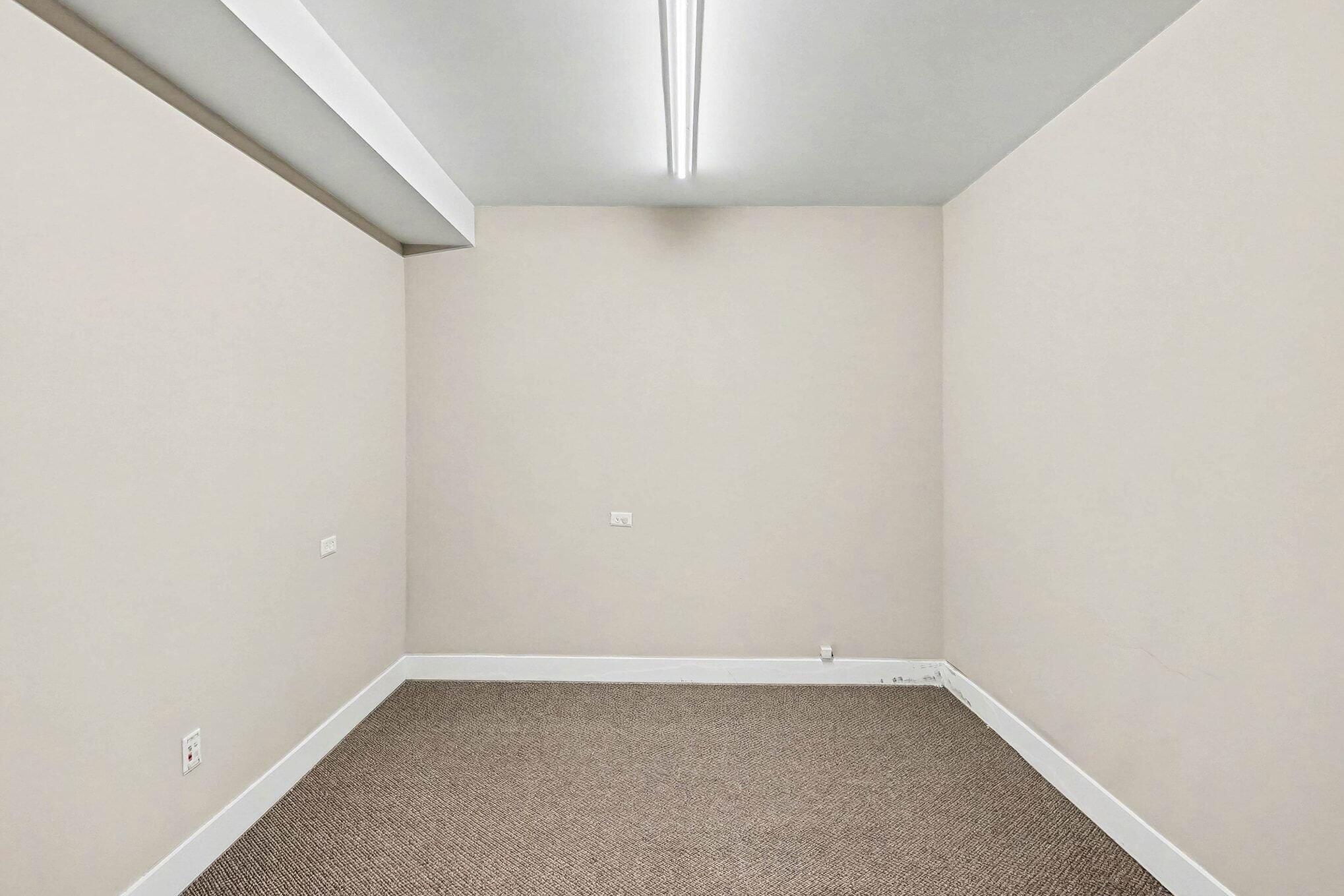 5484 S Warner Avenue A Property Photo 13