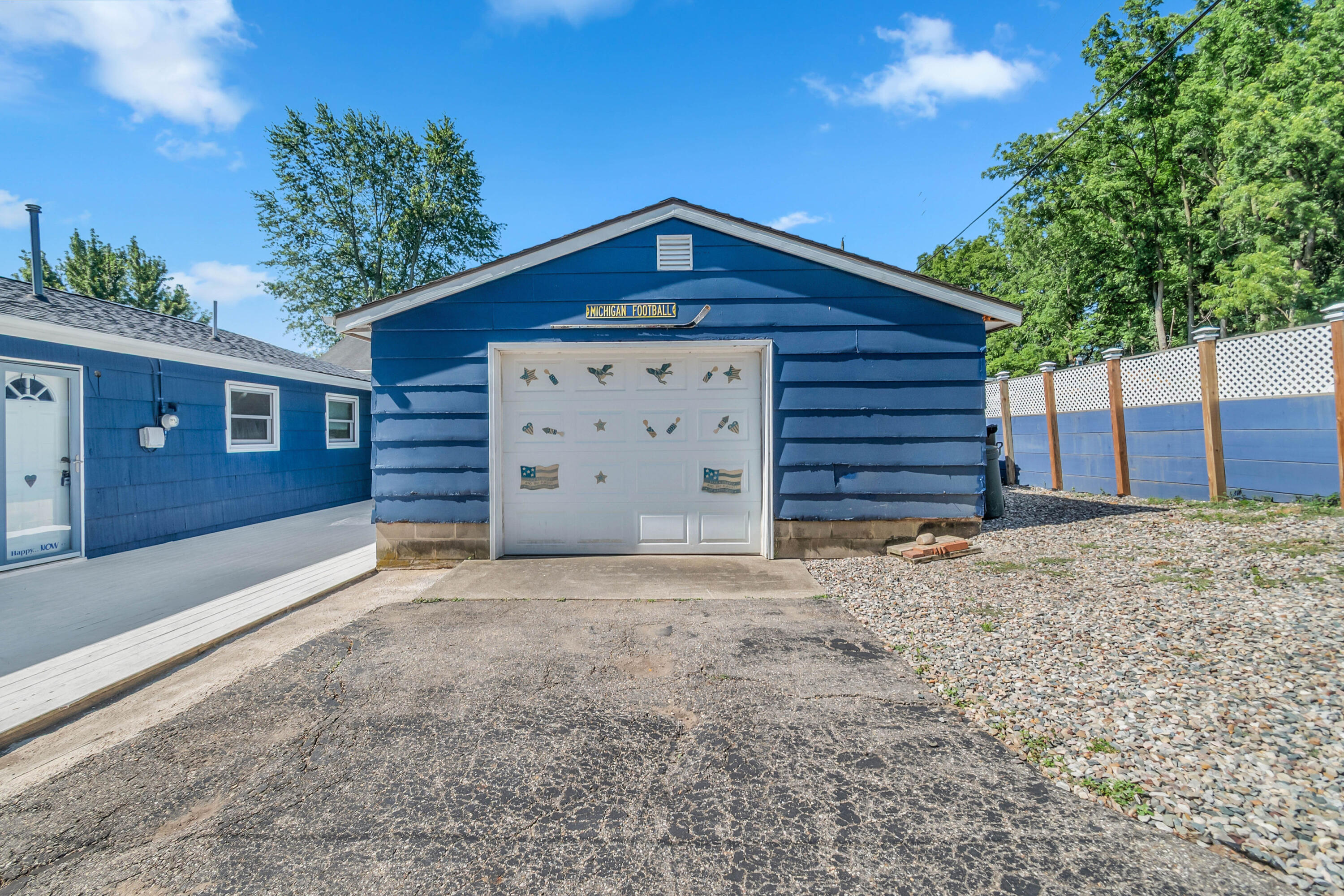 181 Dons Drive Property Photo 22