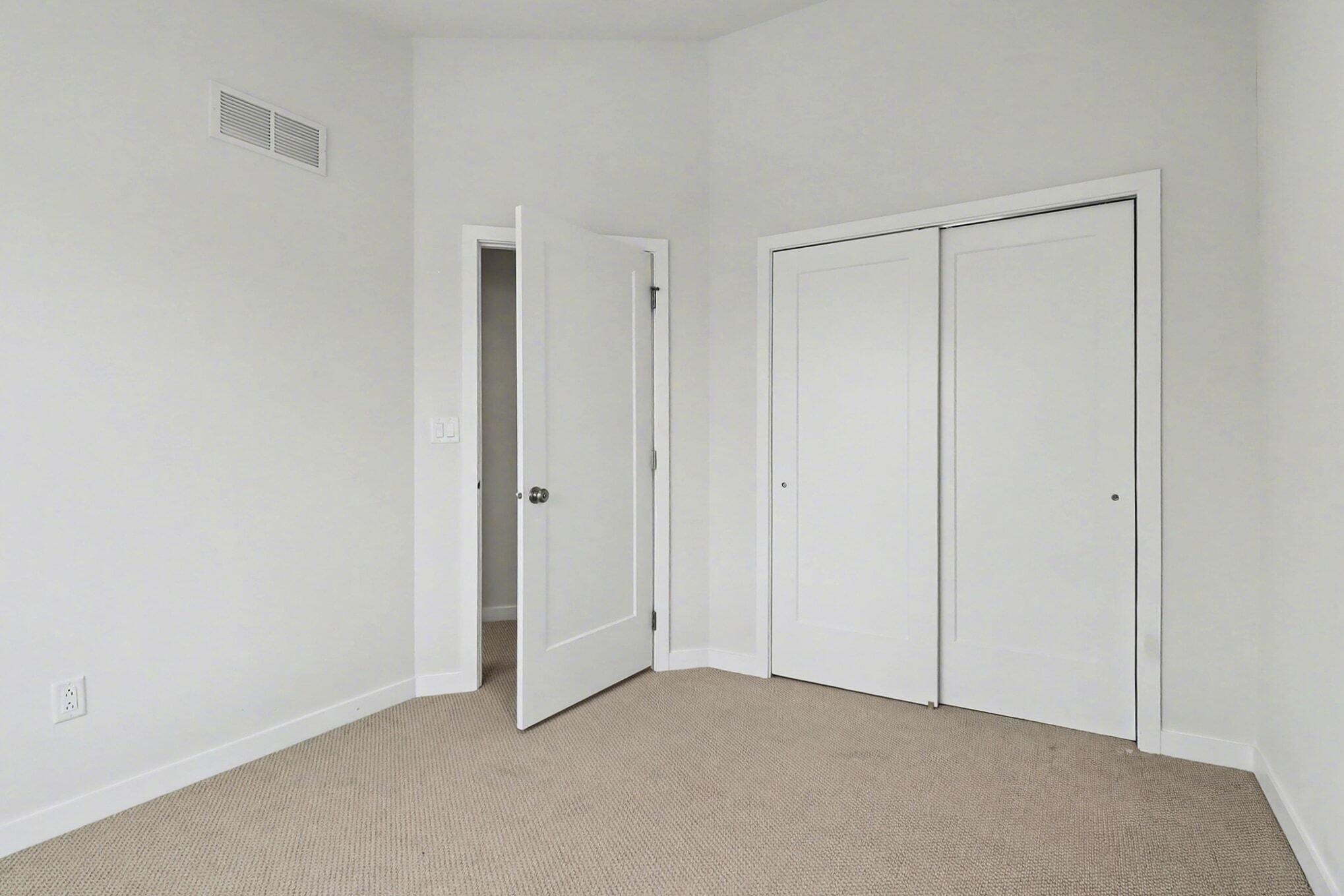 2824 Ridington Road Property Photo 27