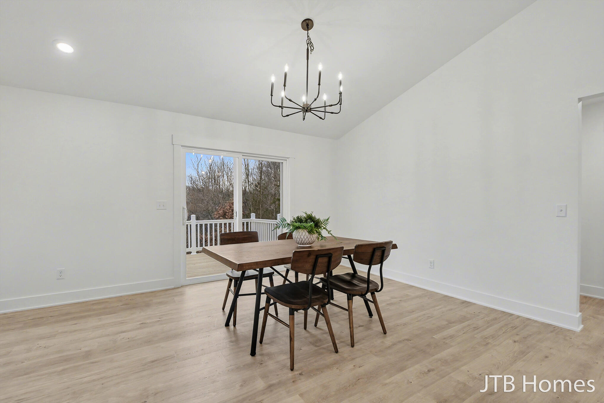 5940 Valley Point Drive Se Property Photo 12