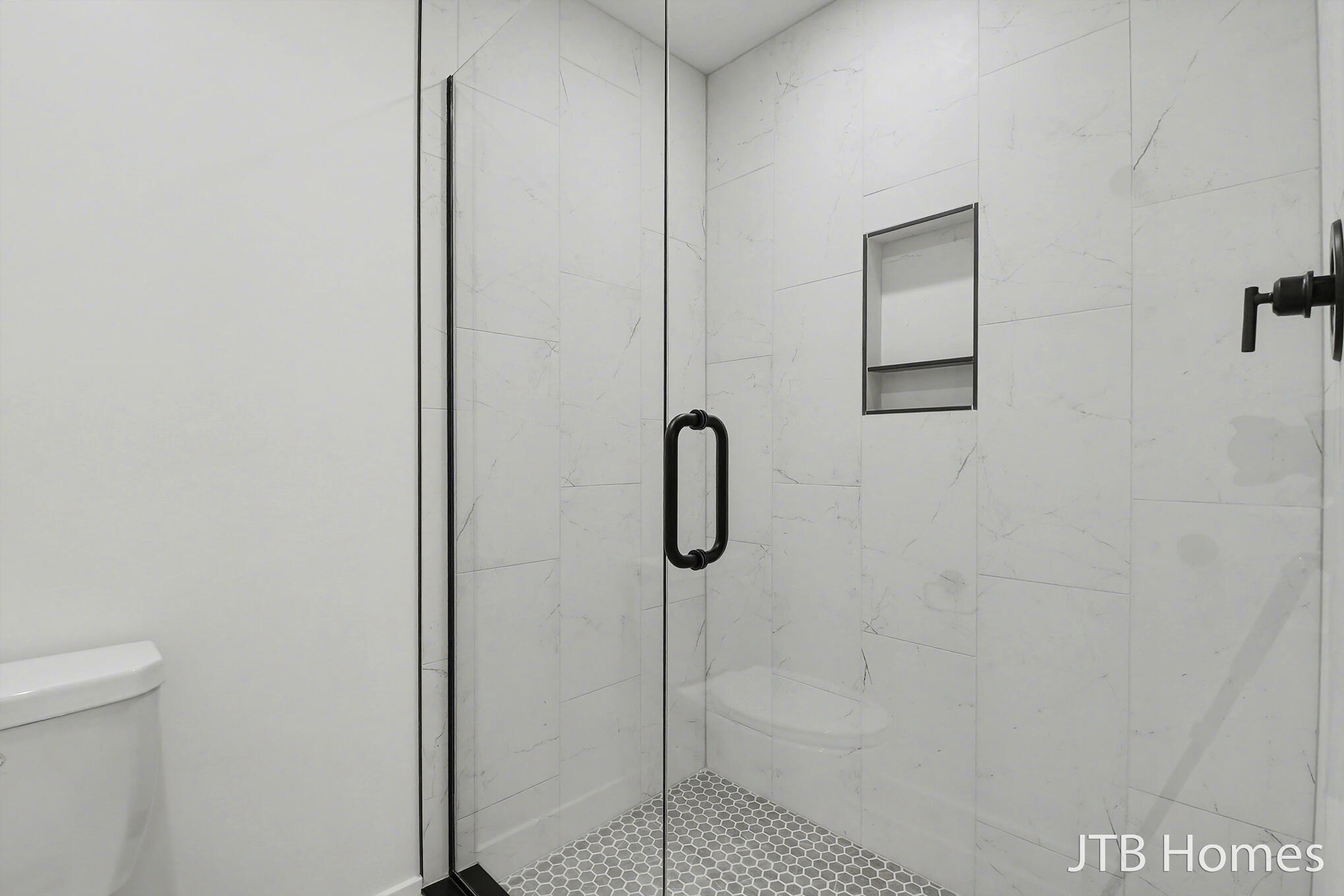 5940 Valley Point Drive Se Property Photo 15
