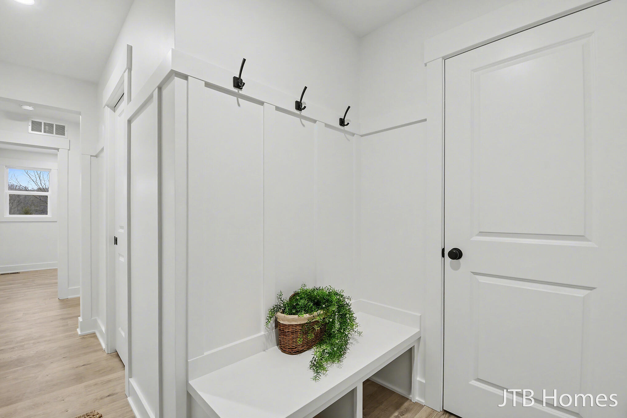 5940 Valley Point Drive Se Property Photo 22