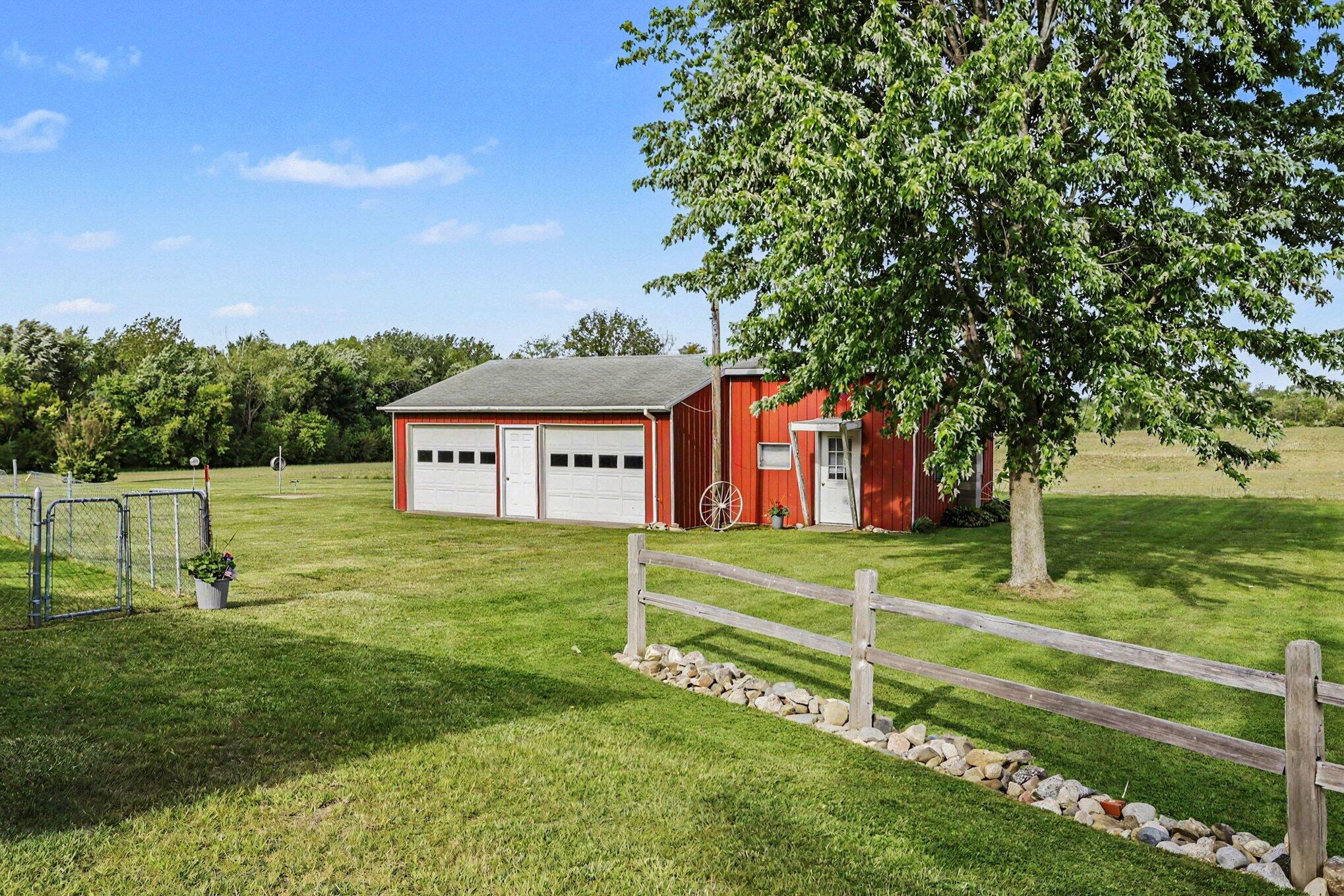 5494 Old Pipestone Road Property Photo 7