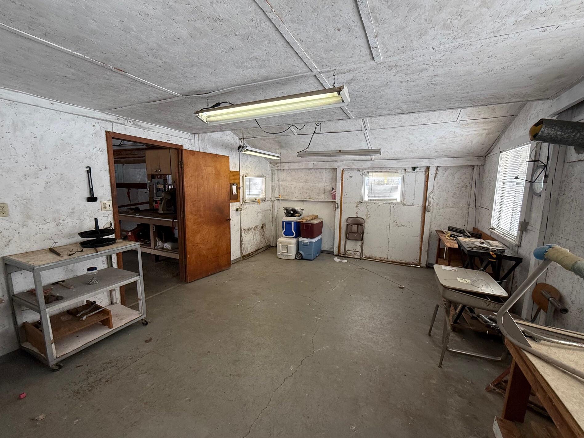 5494 Old Pipestone Road Property Photo 43