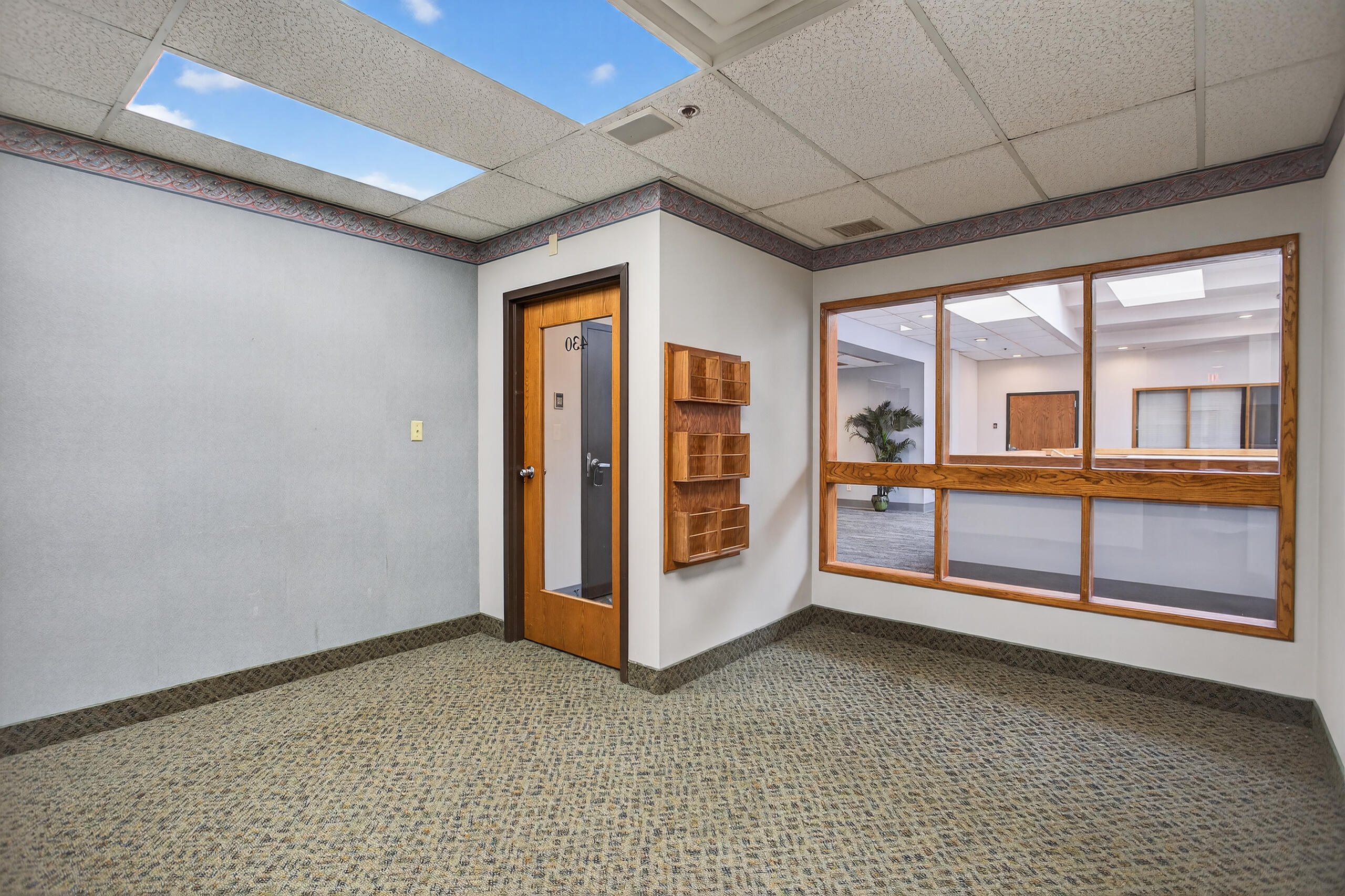 300 W Washington Avenue #430 Property Photo 5