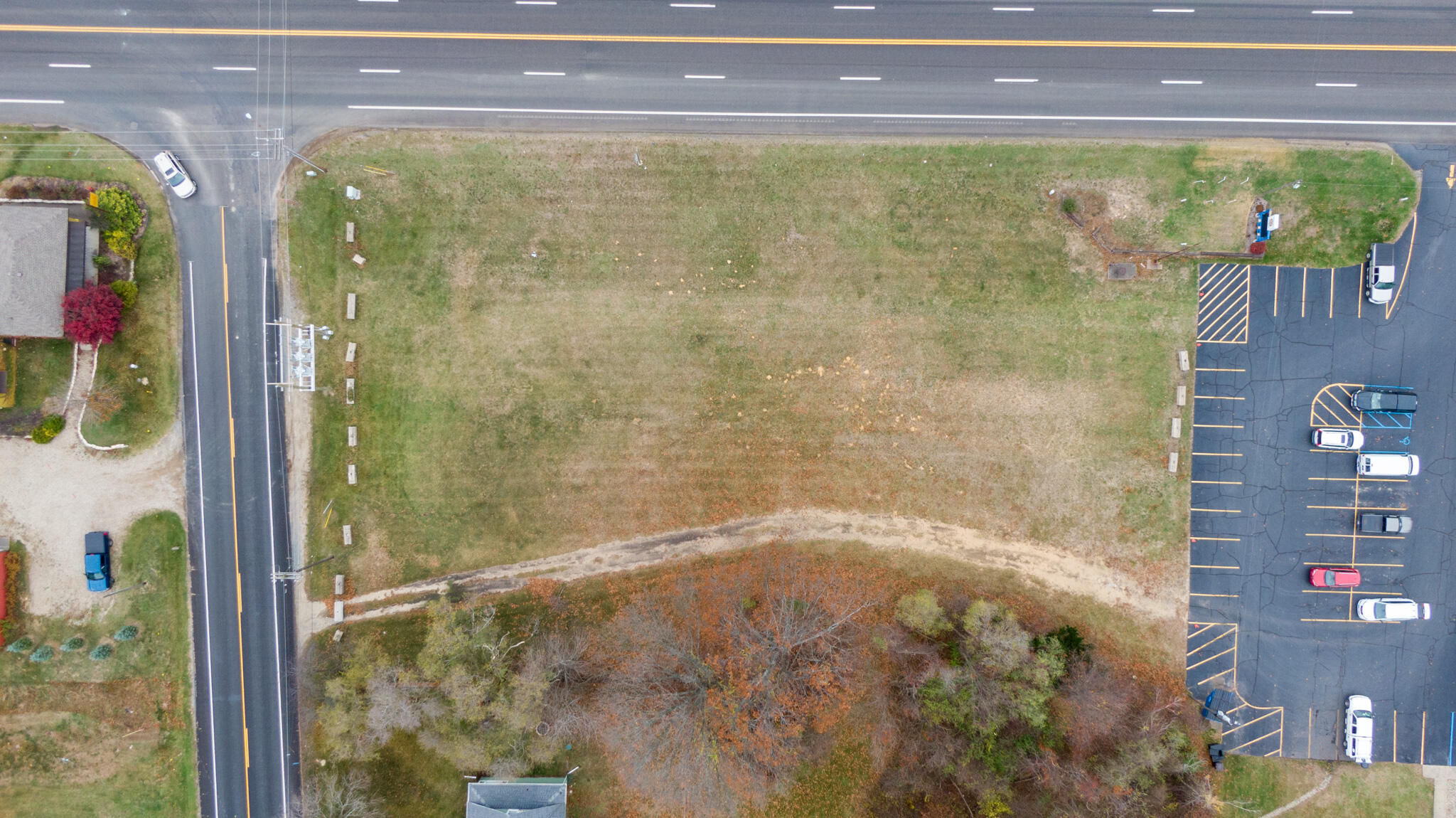19175 Us-12 Property Photo 3