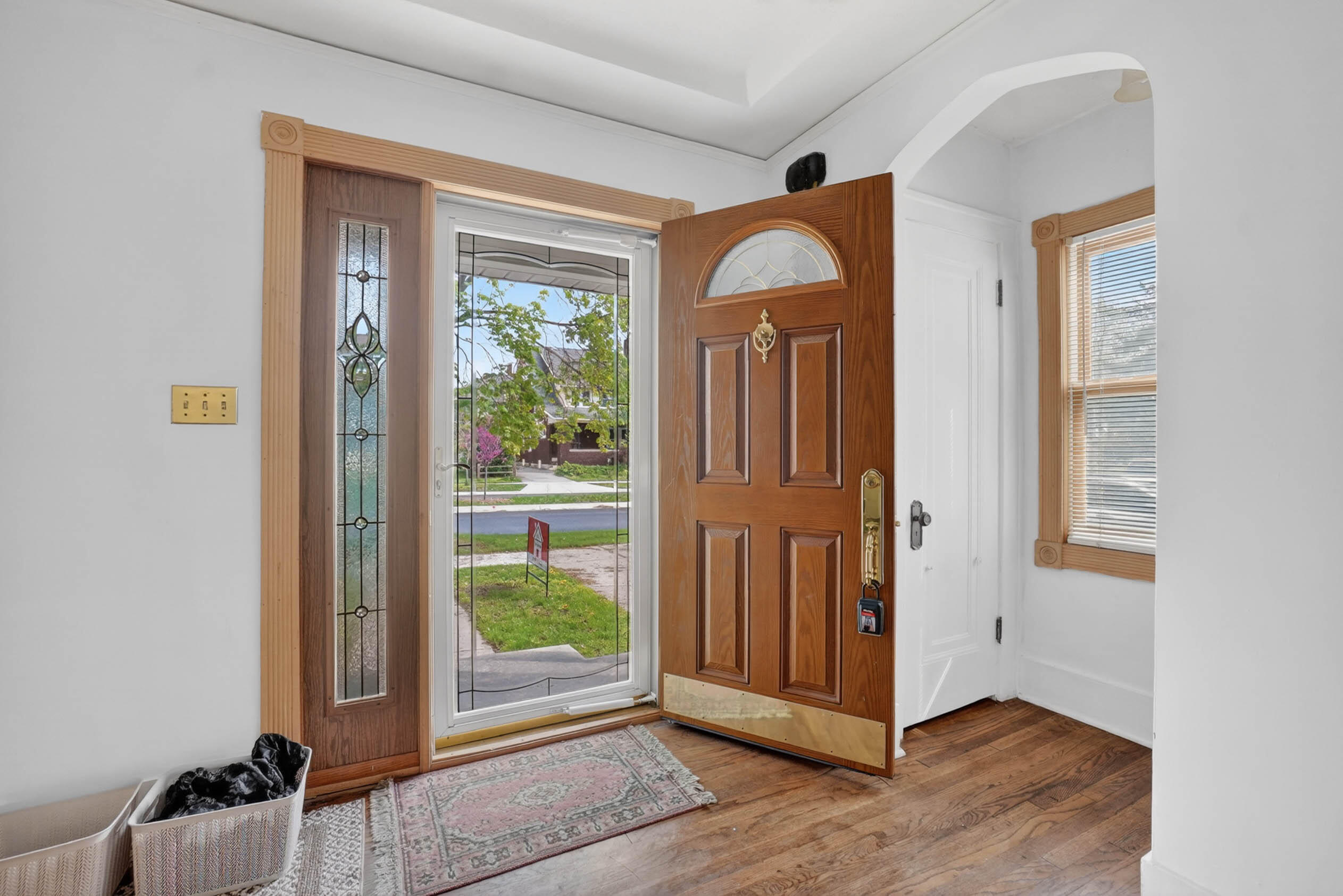 1109 S Genesee Drive Property Photo 6