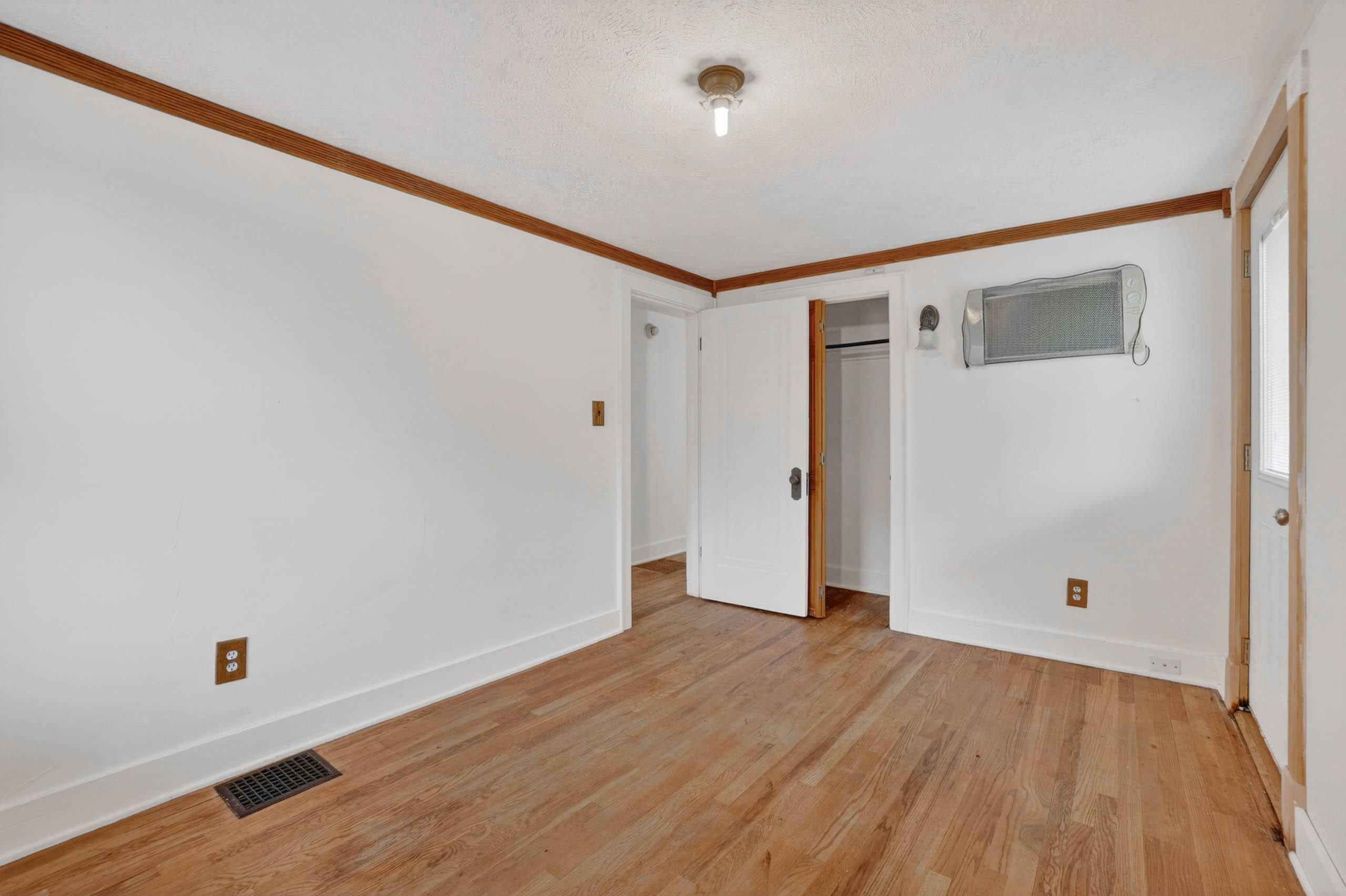 1109 S Genesee Drive Property Photo 23