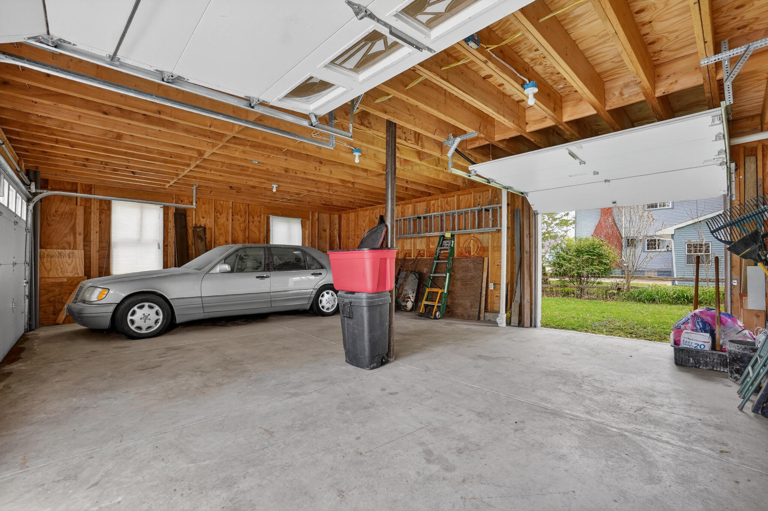 1109 S Genesee Drive Property Photo 31