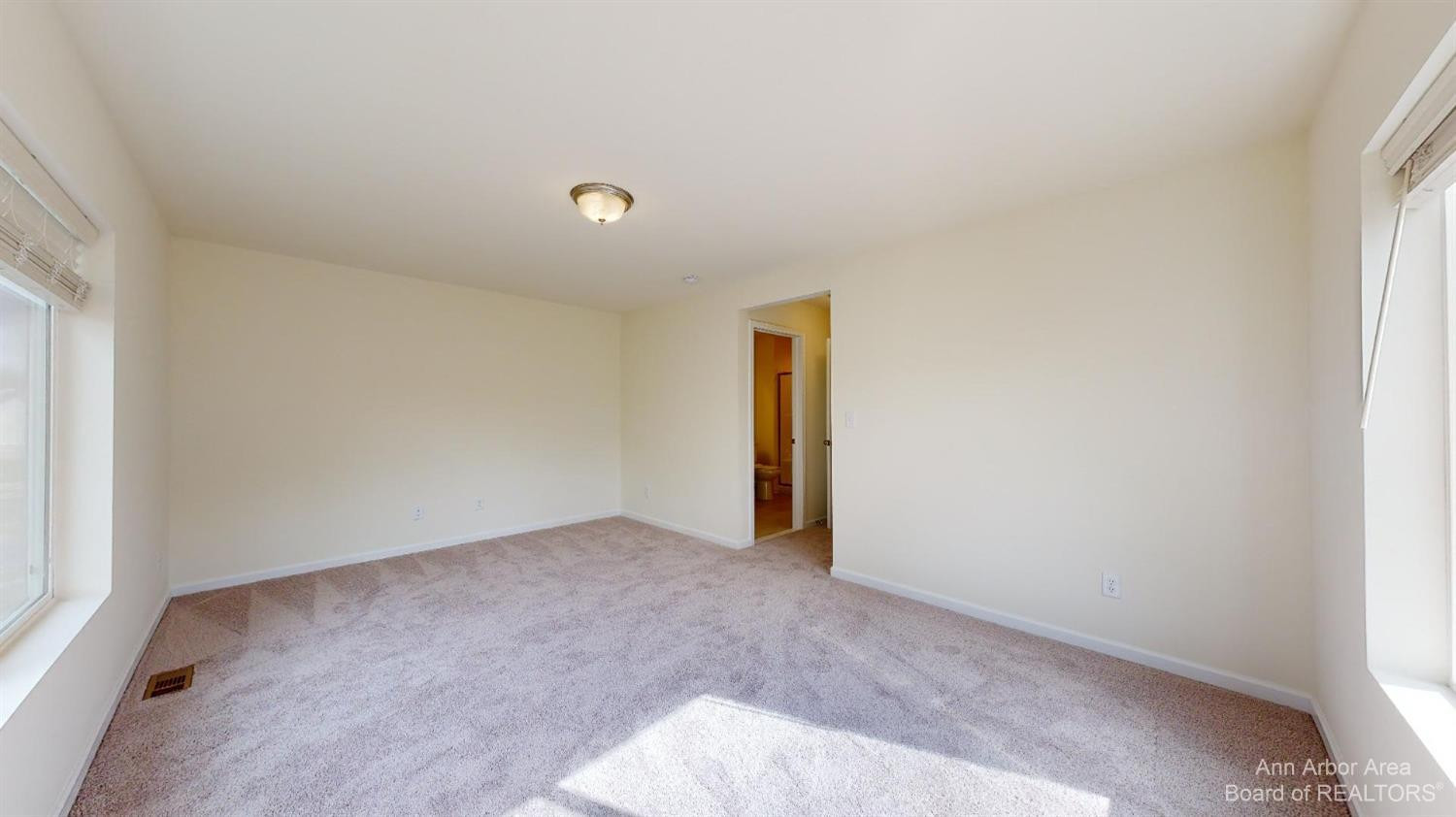 2725 Bristol Rdg Drive Property Photo 13