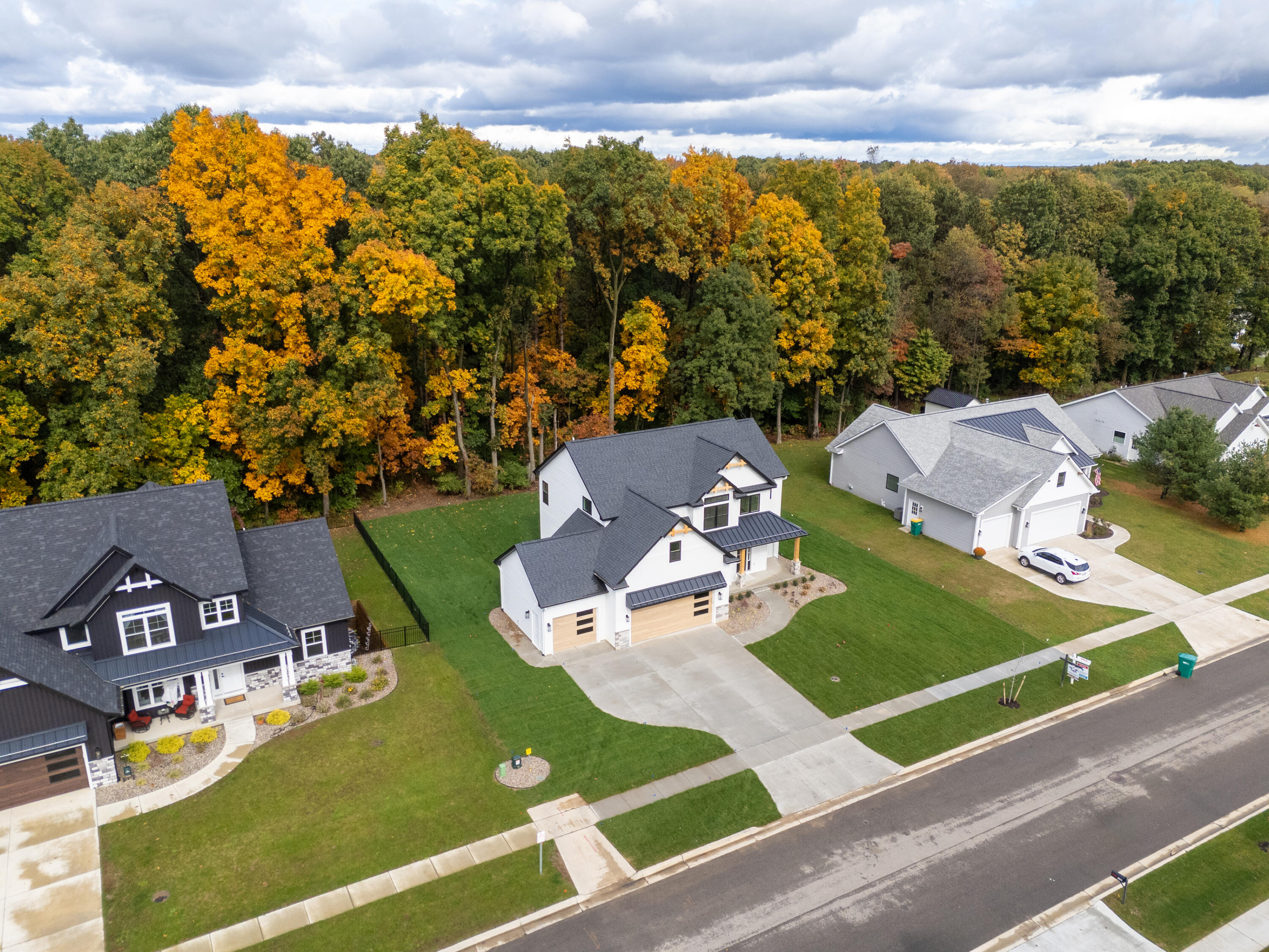 2612 Ashford Trail Property Photo 4