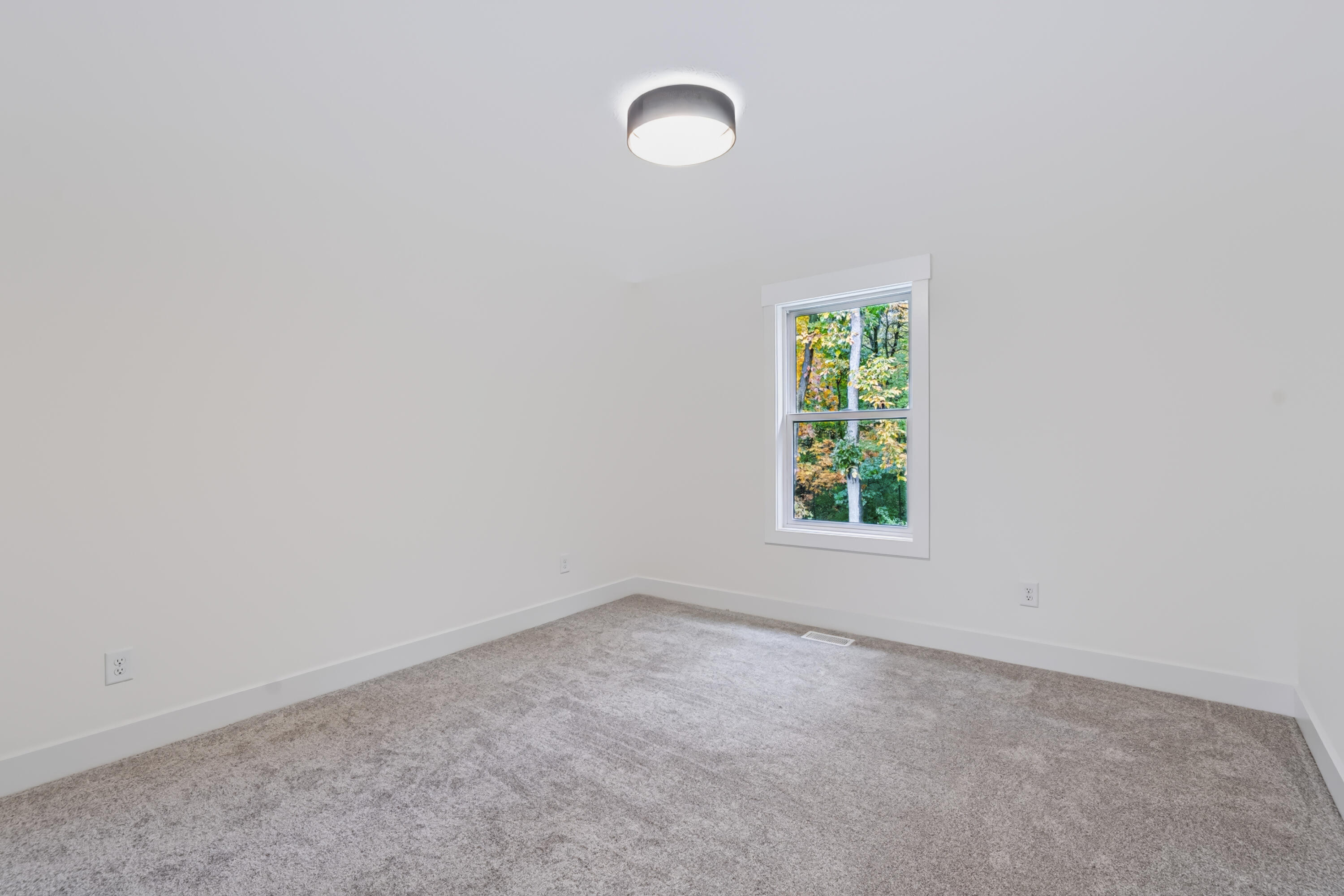 2612 Ashford Trail Property Photo 32