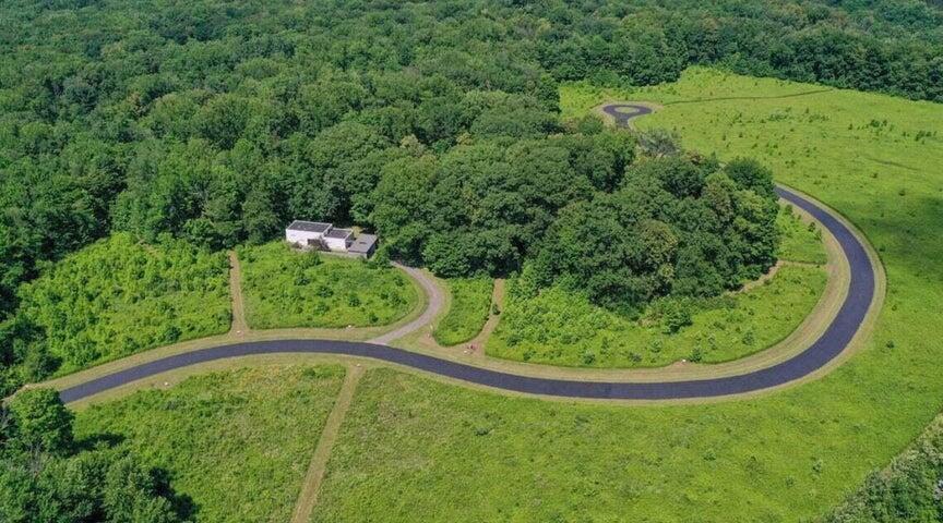 6869 N Nature Lane Property Photo 5
