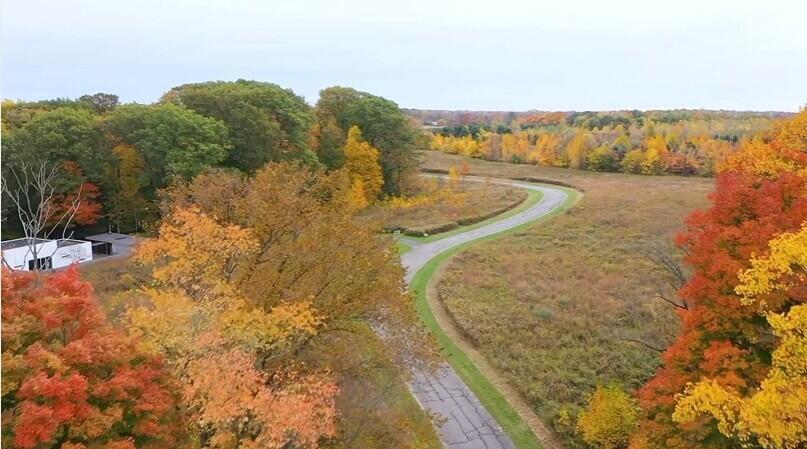 6854 N Nature Lane Property Photo 3