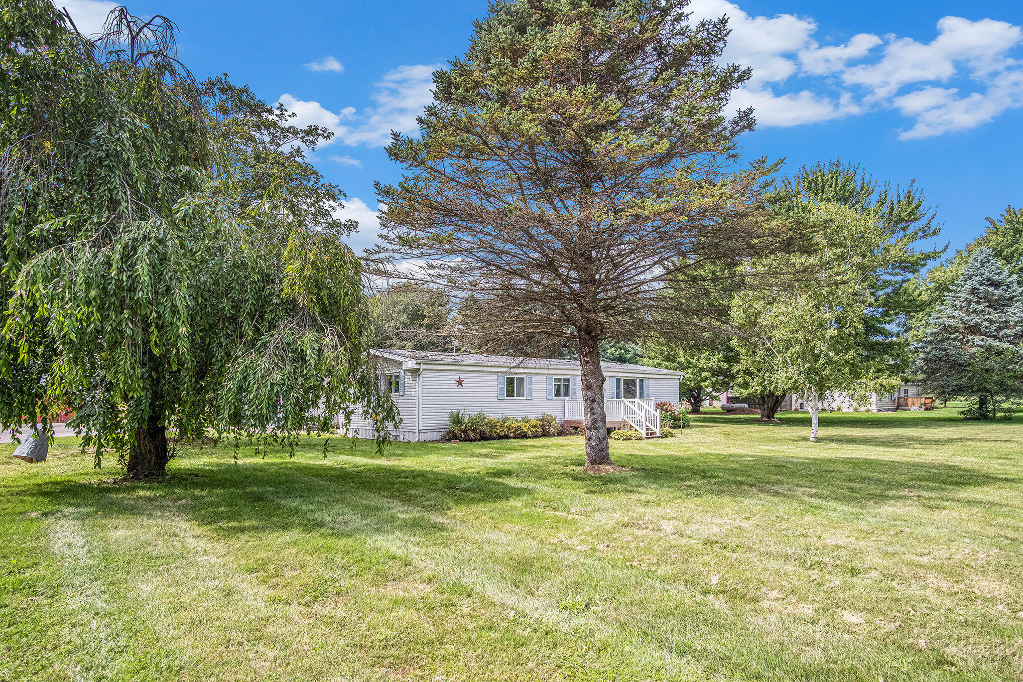 6939 Alden Nash Avenue Se Property Photo 3