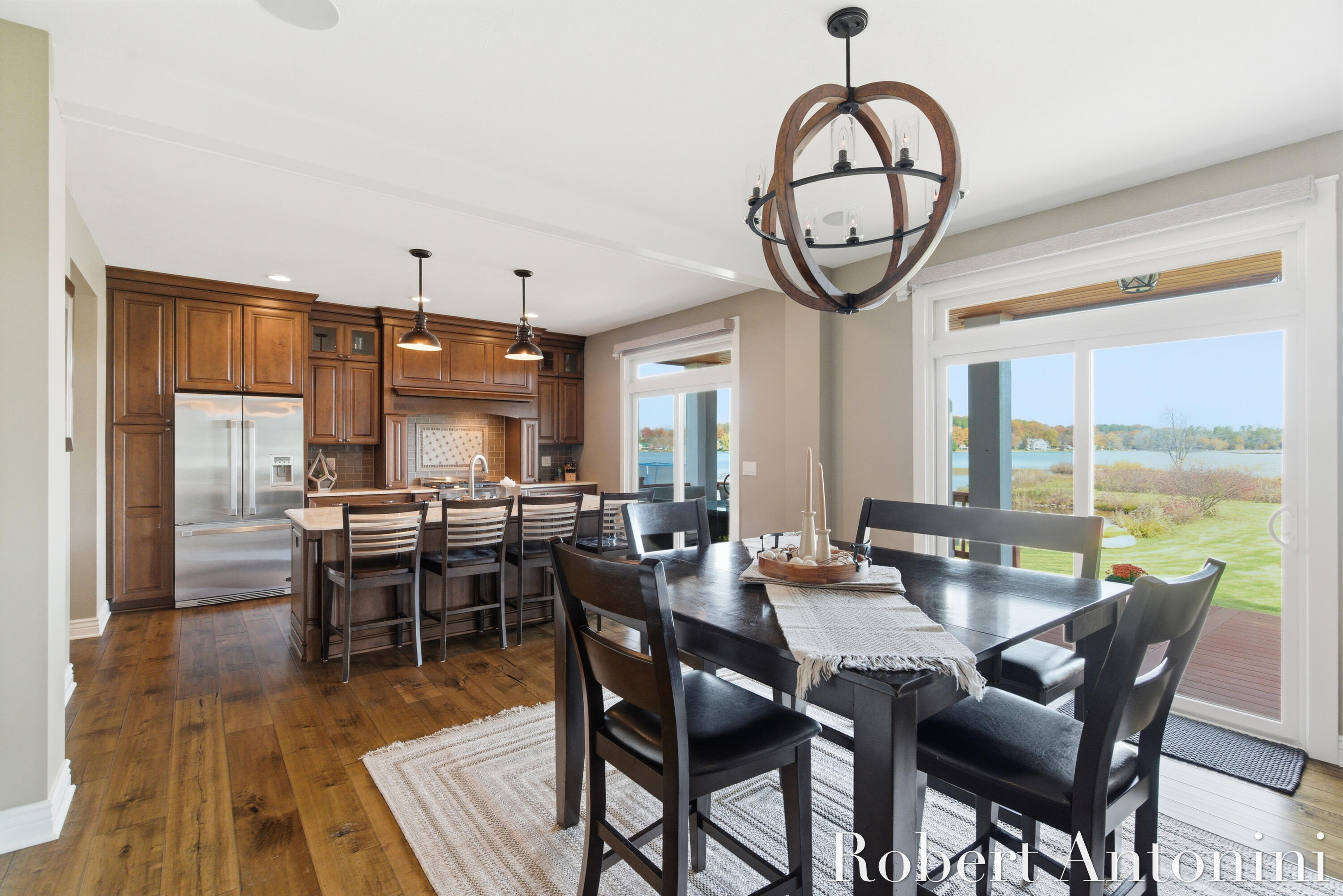 250 Shore Drive Property Photo 10