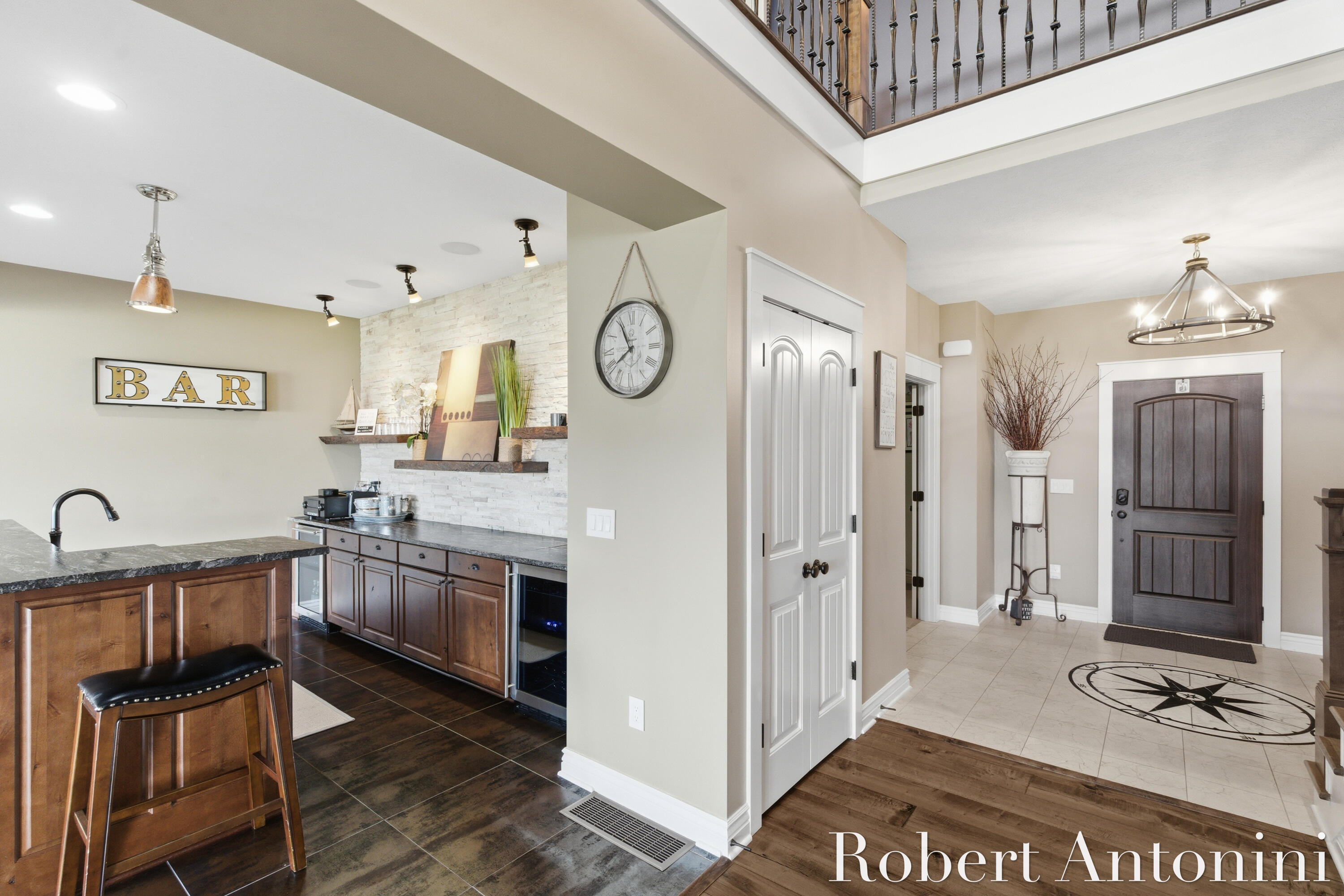 250 Shore Drive Property Photo 16