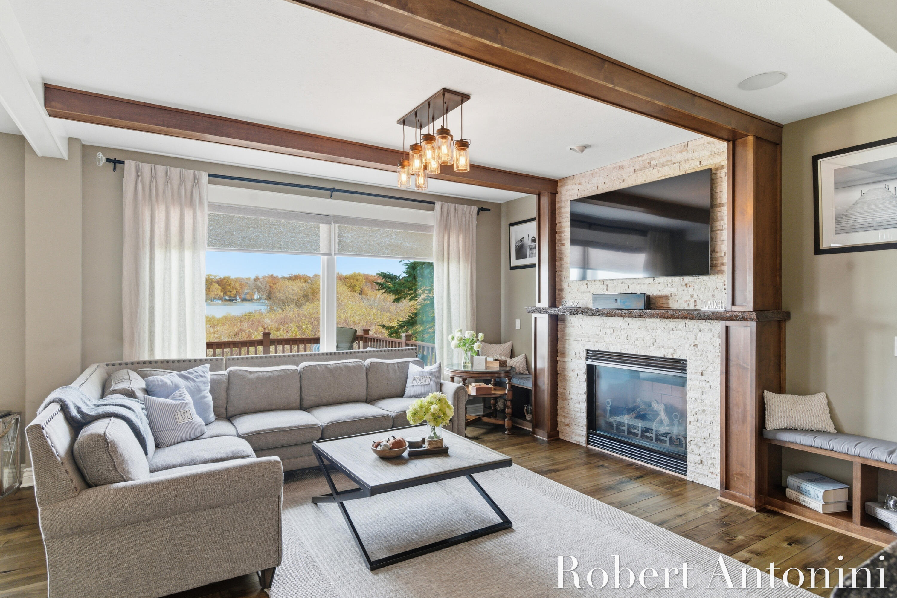 250 Shore Drive Property Photo 18
