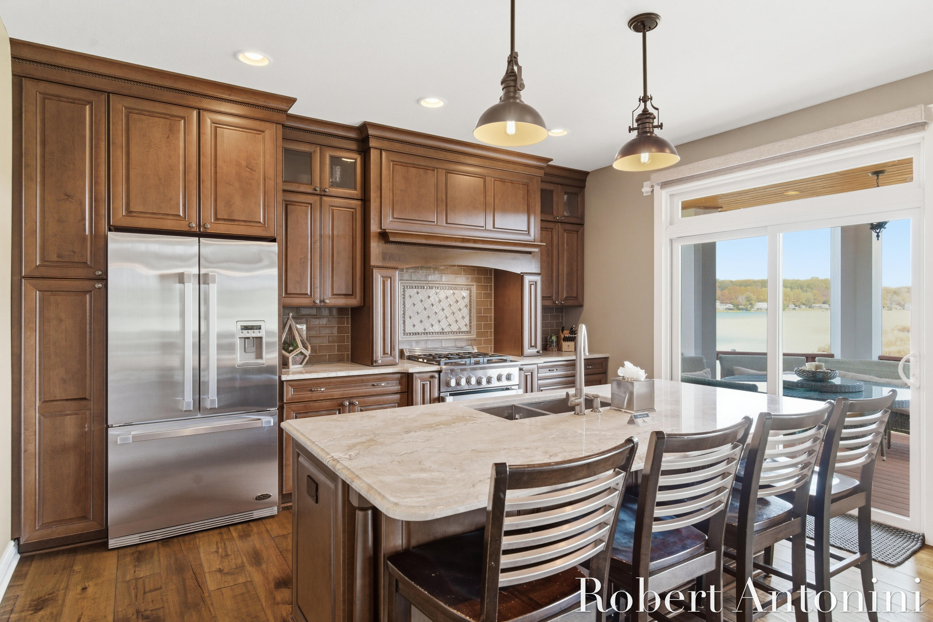 250 Shore Drive Property Photo 21