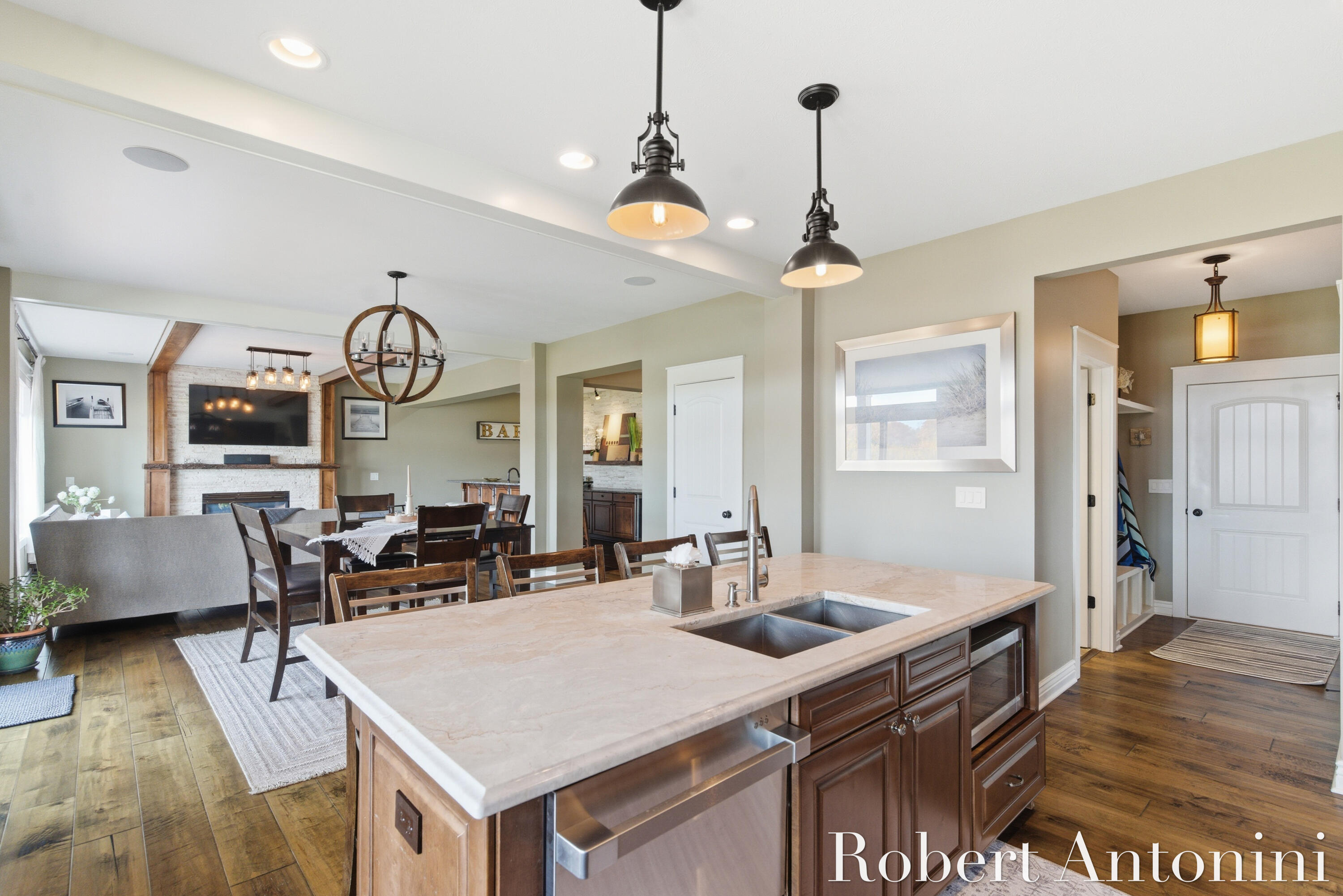 250 Shore Drive Property Photo 22
