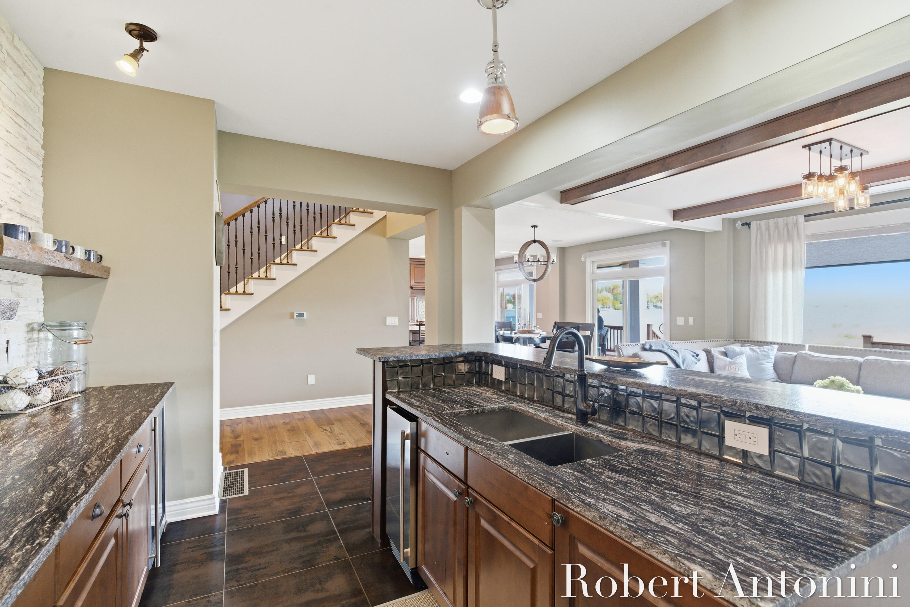 250 Shore Drive Property Photo 25
