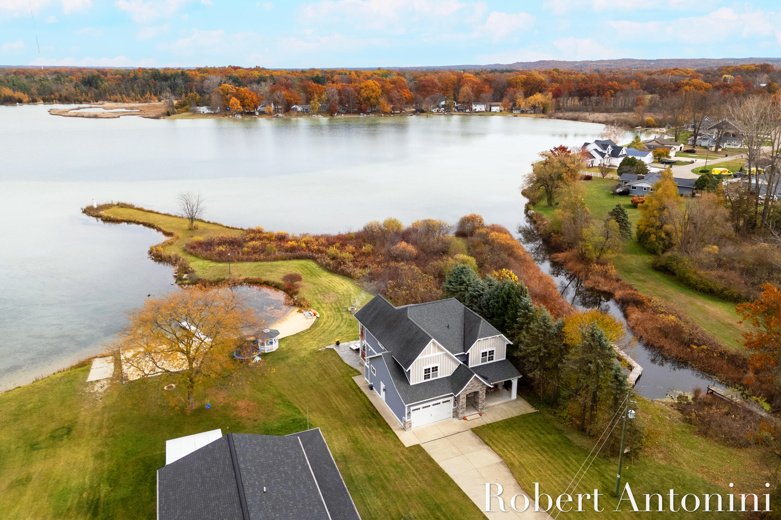 250 Shore Drive Property Photo 54